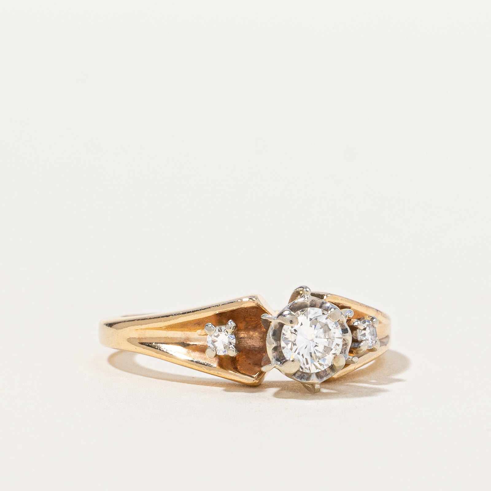Six Prong Diamond Ring | 0.21 ctw VS2 G | SZ 3.5 |