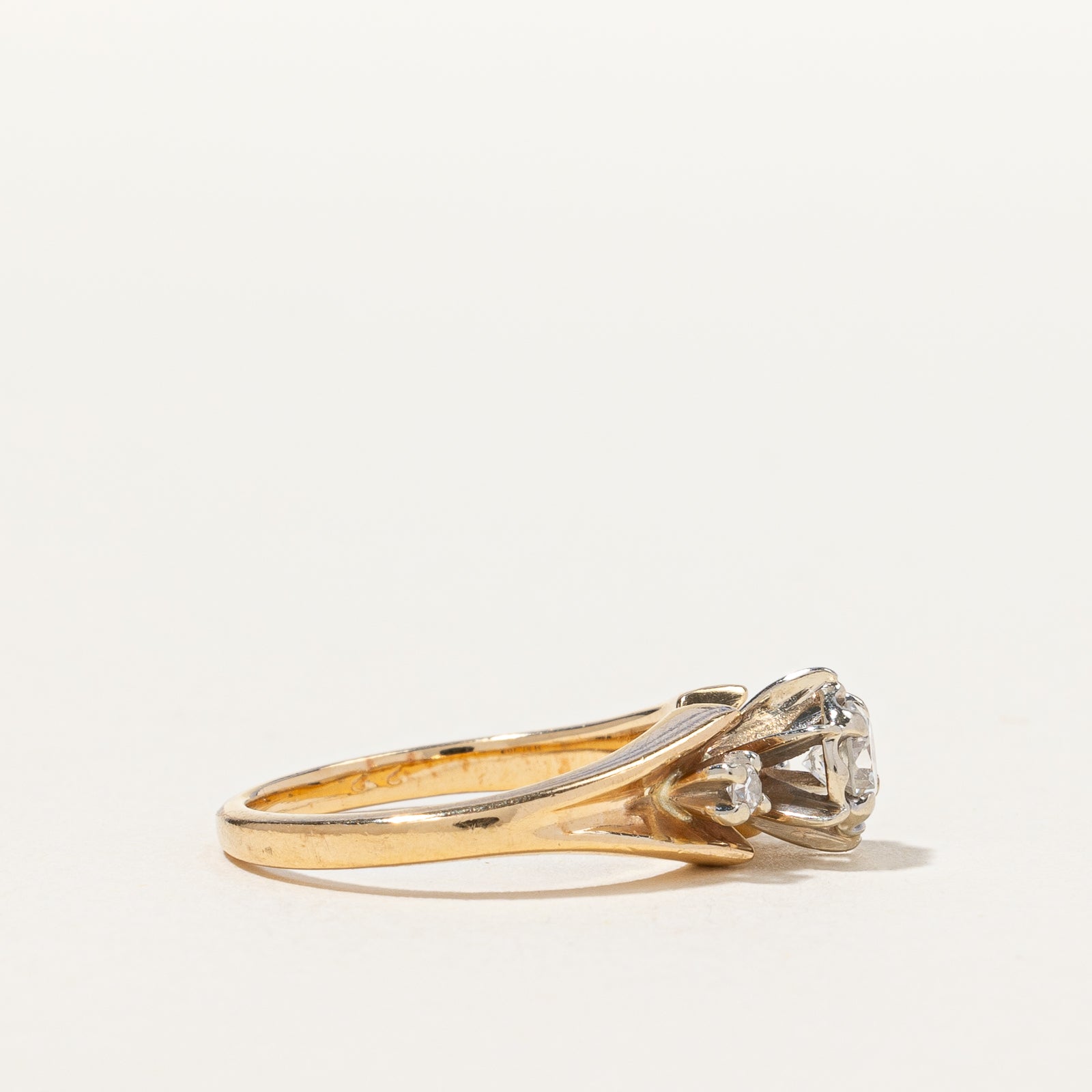 Six Prong Diamond Ring | 0.21 ctw VS2 G | SZ 3.5 |