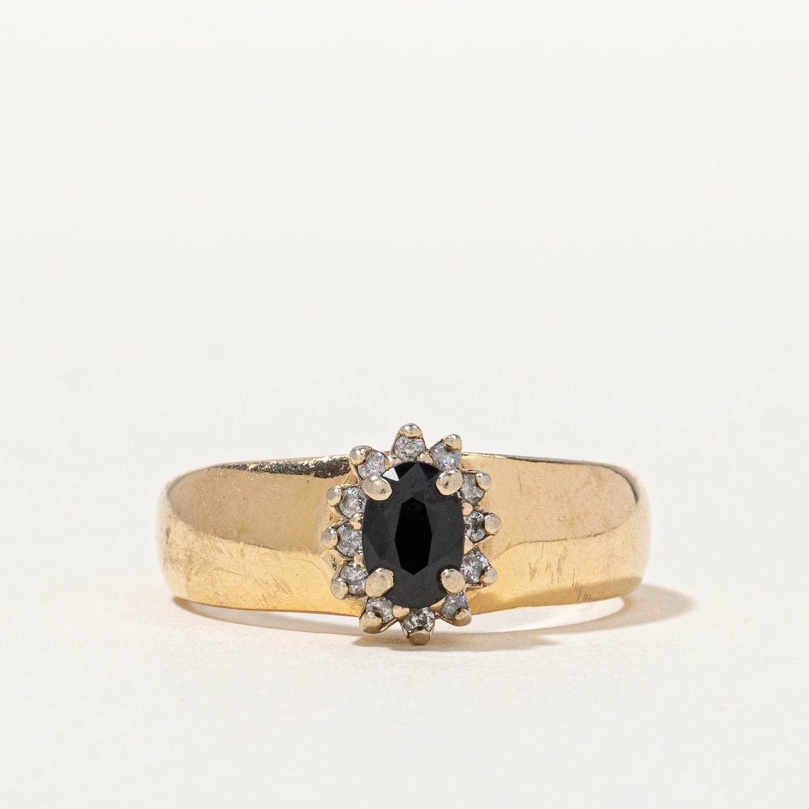 Oval Sapphire & Diamond Ladies Cocktail Ring | 0.12 ctw, SZ 7.5 |