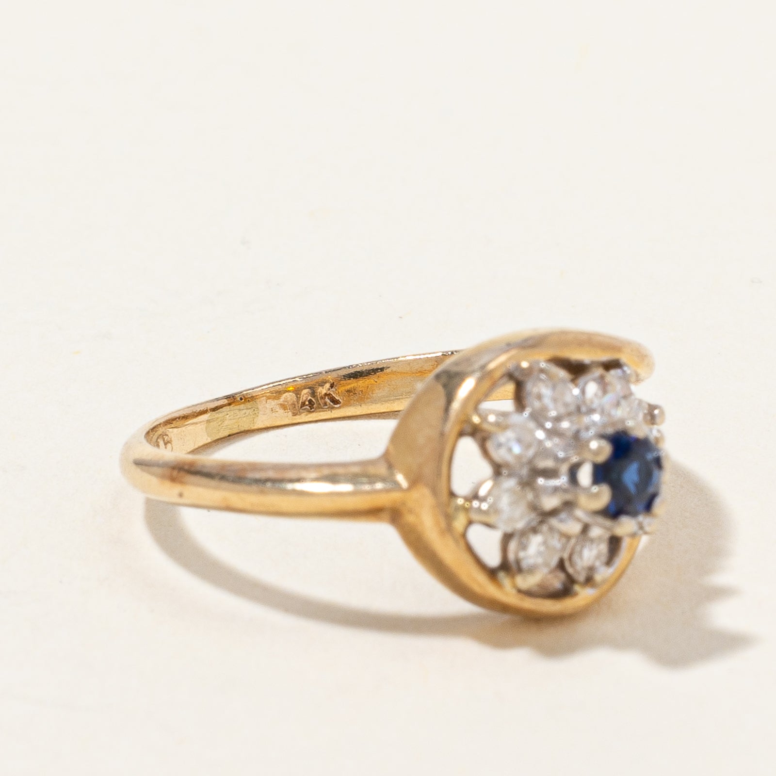 Cluster Diamond & Sapphire Ring | 0.27 ctw, SZ 4.5 |