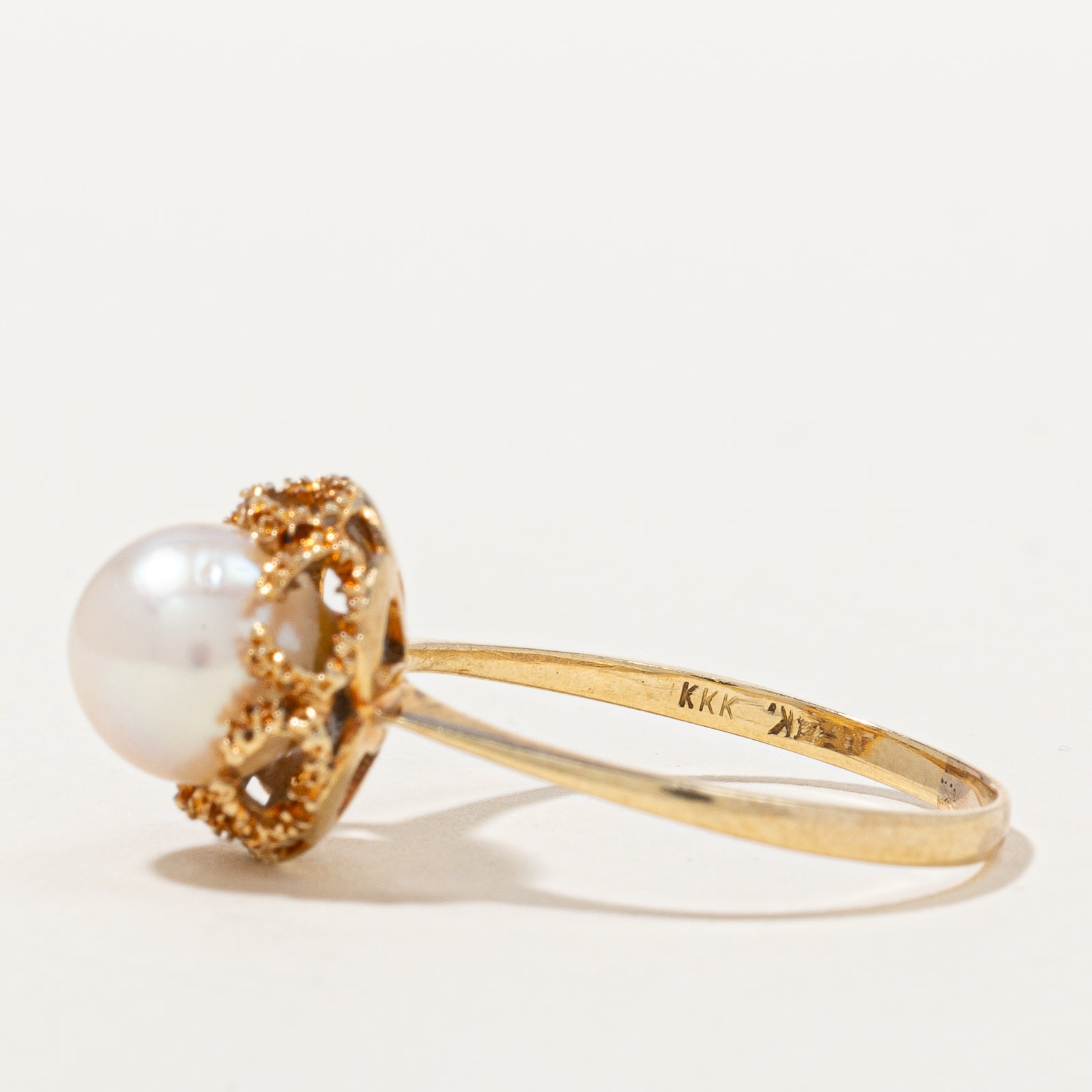 Textured Edge Solitaire Pearl Ring | SZ 9 |