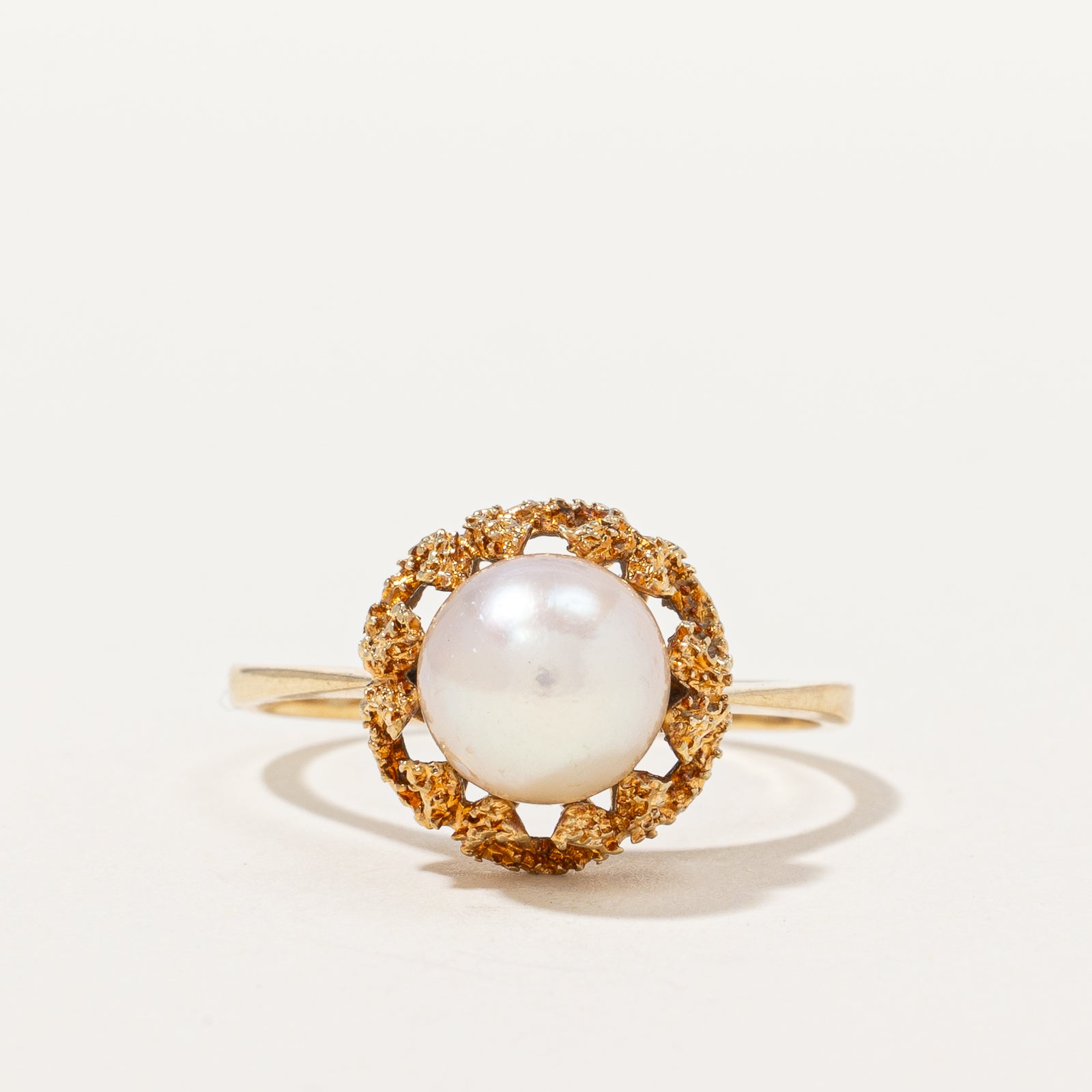 Textured Edge Solitaire Pearl Ring | SZ 9 |