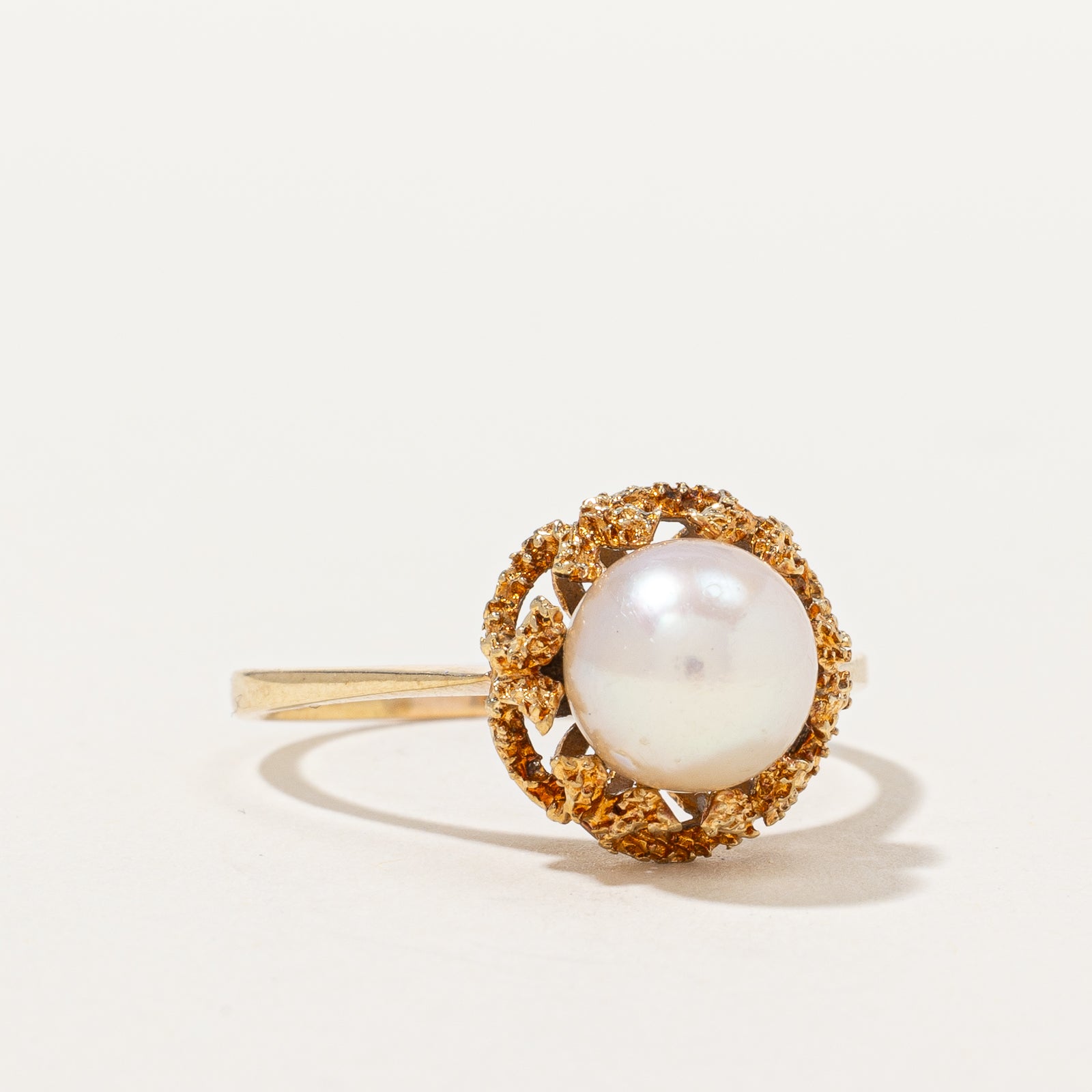 Textured Edge Solitaire Pearl Ring | SZ 9 |