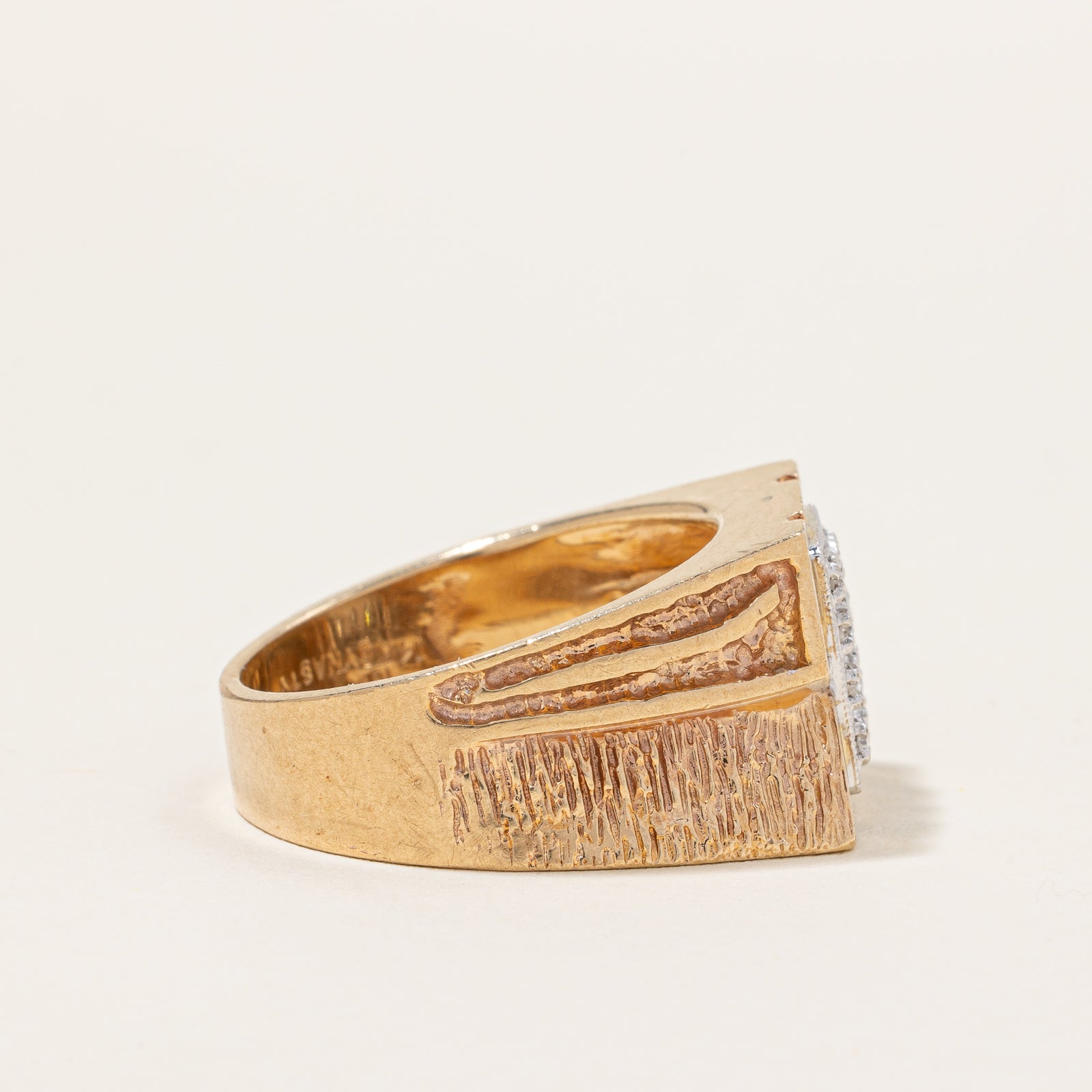 Cluster Diamond Textured Gold Ring | 0.12ctw | SZ 9.5 |