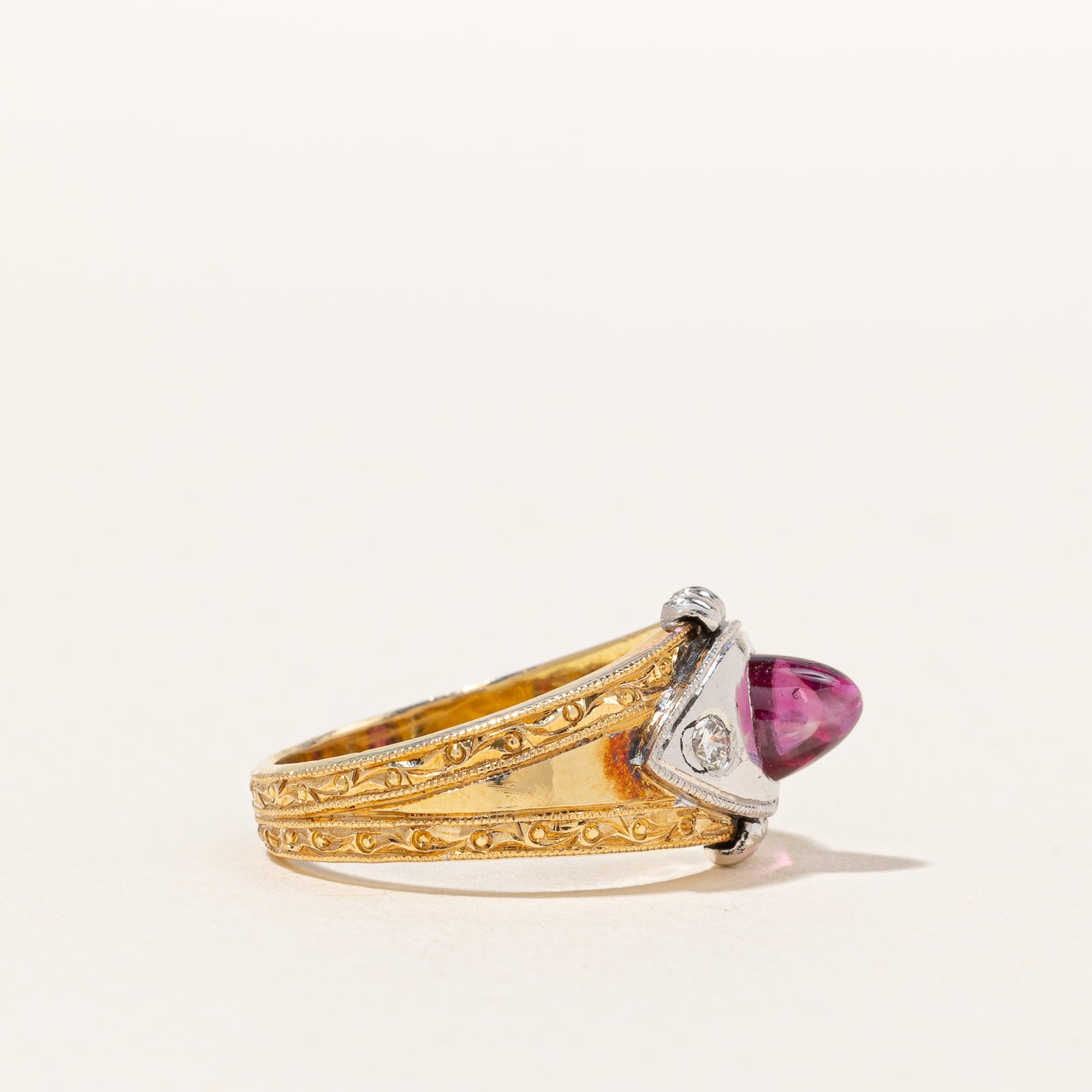 Retro Natural Ruby Cabochon & Diamond Ring | 1.25ct, 0.06ctw | SZ 4.75 |