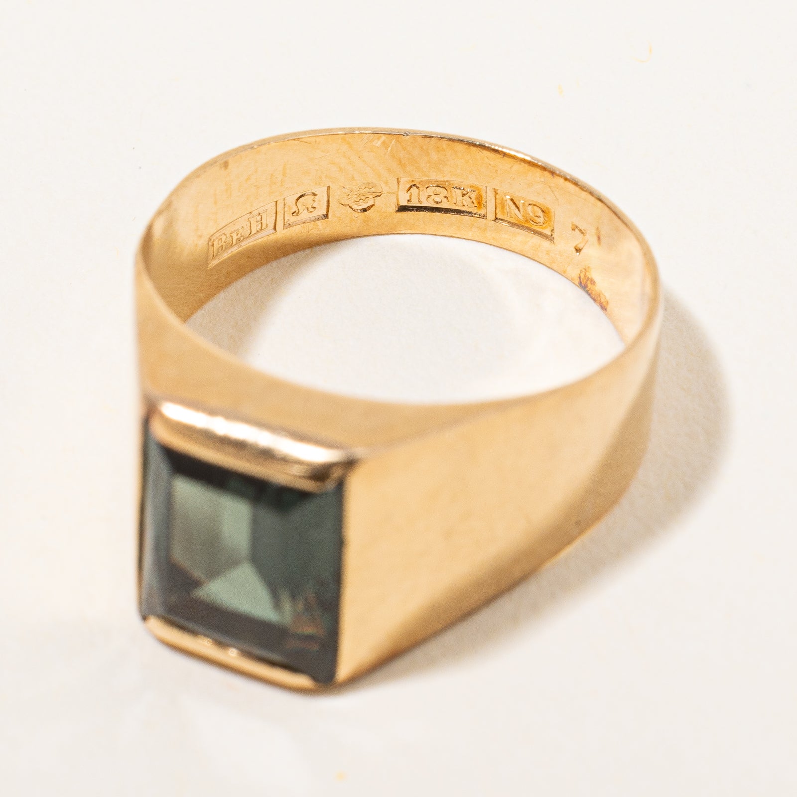 Vintage c. 1963 Swedish-made Synthetic Spinel Ring | 2.50ct | SZ 5 |