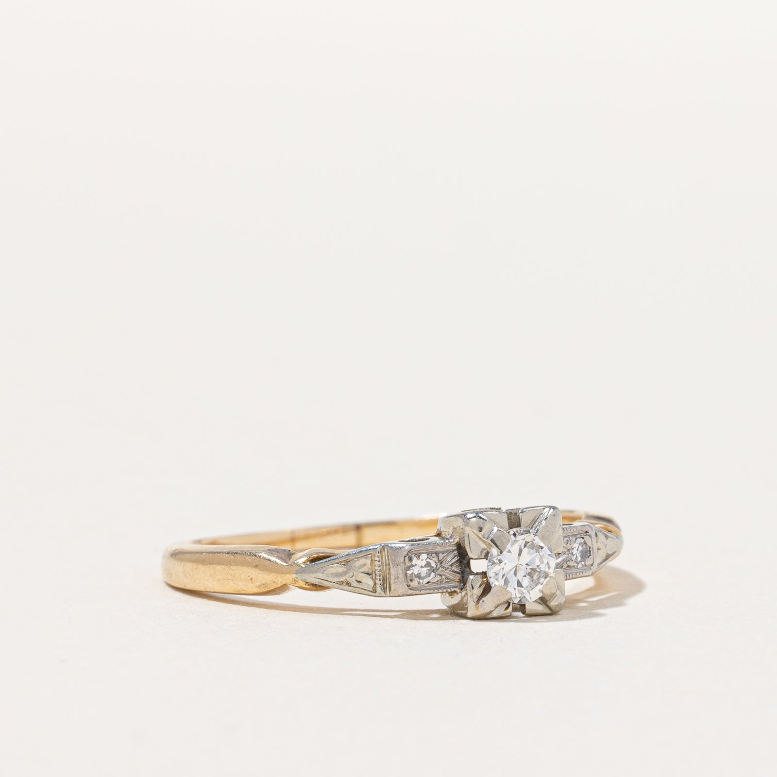 Diamond Ring | 0.13ctw | SZ 6.5 |