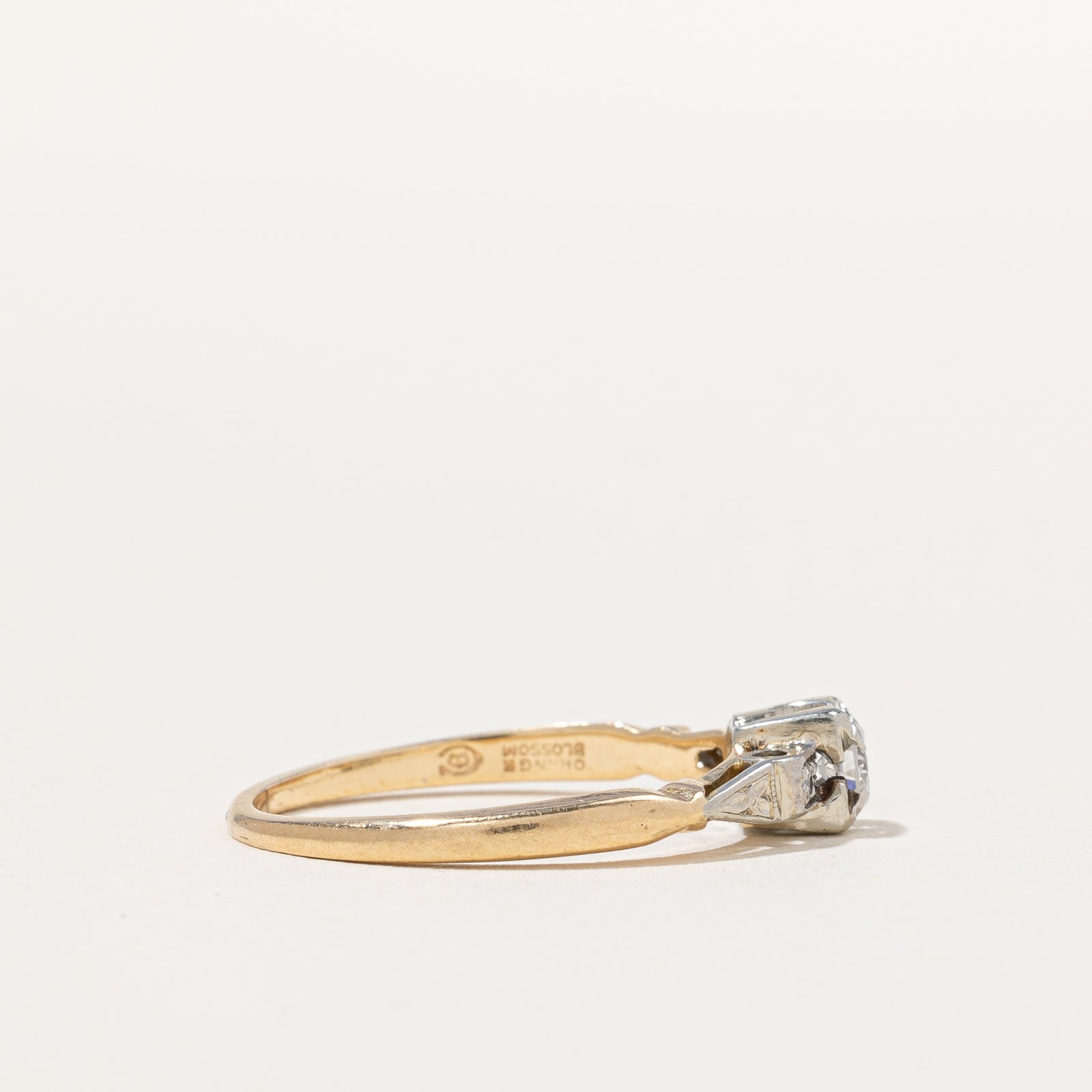 Diamond Ring | 0.13ctw | SZ 6.5 |