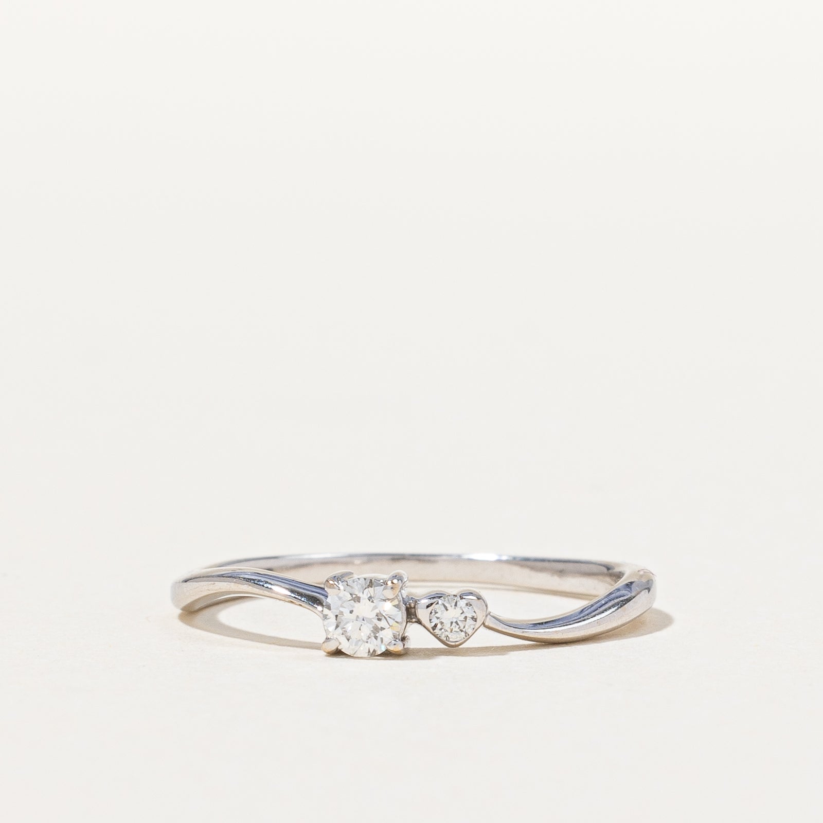 Diamond Wave Ring | 0.15tw | SZ 5.75 |