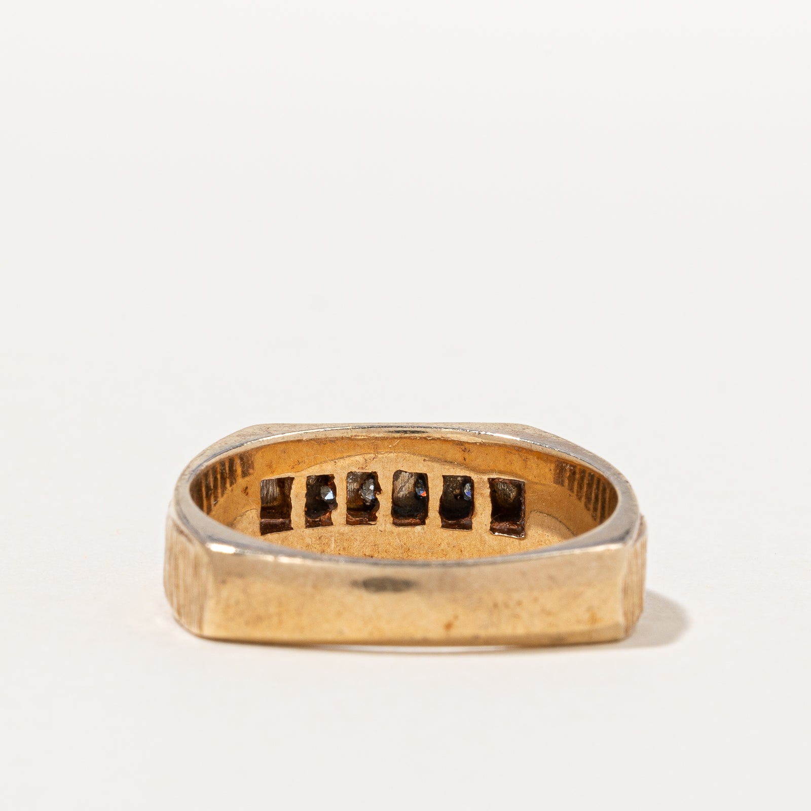 Illusion Set Diamond Ring | 0.13ctw | SZ 10.5 |