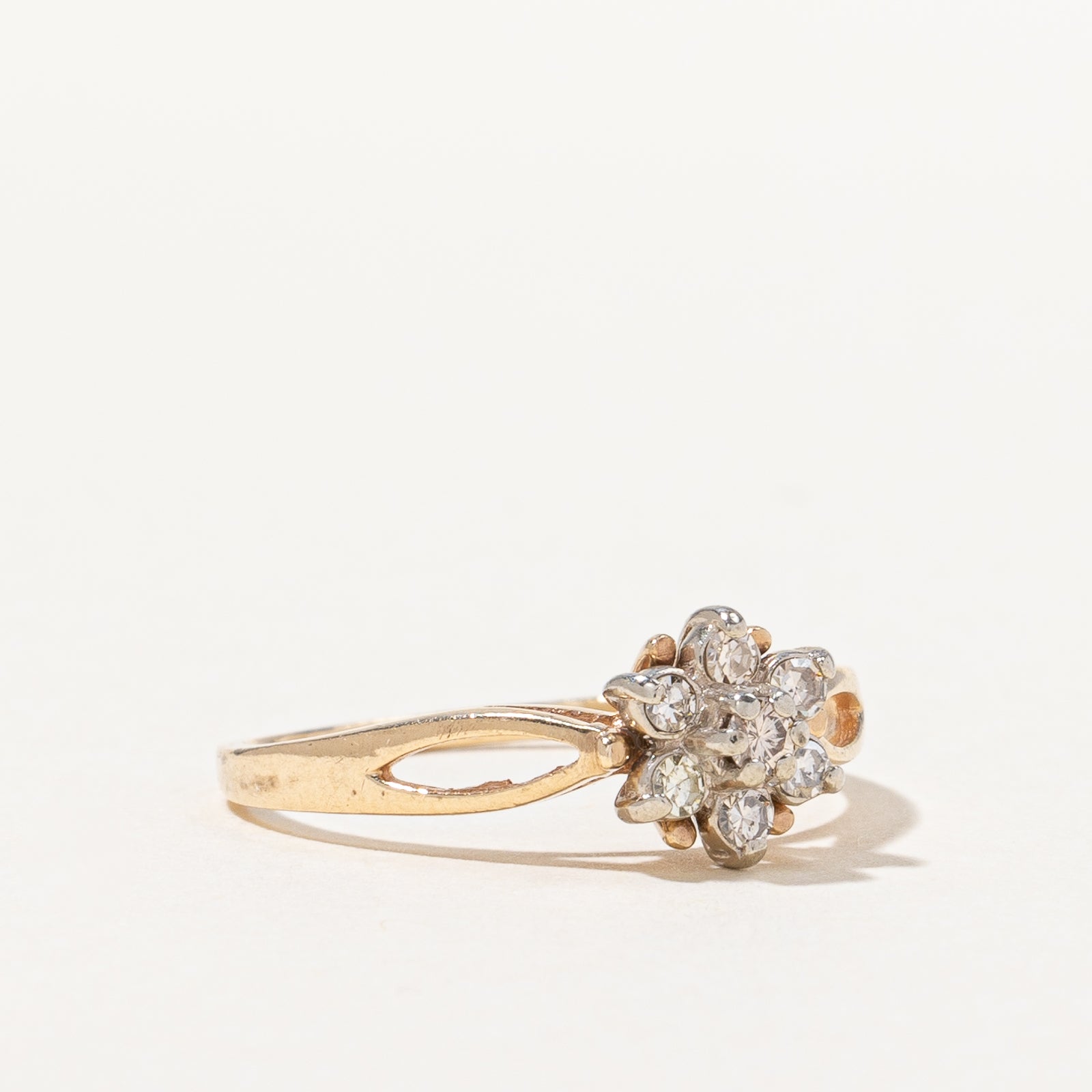 Illusion Set Diamond Ring | 0.14ctw | SZ 6 |