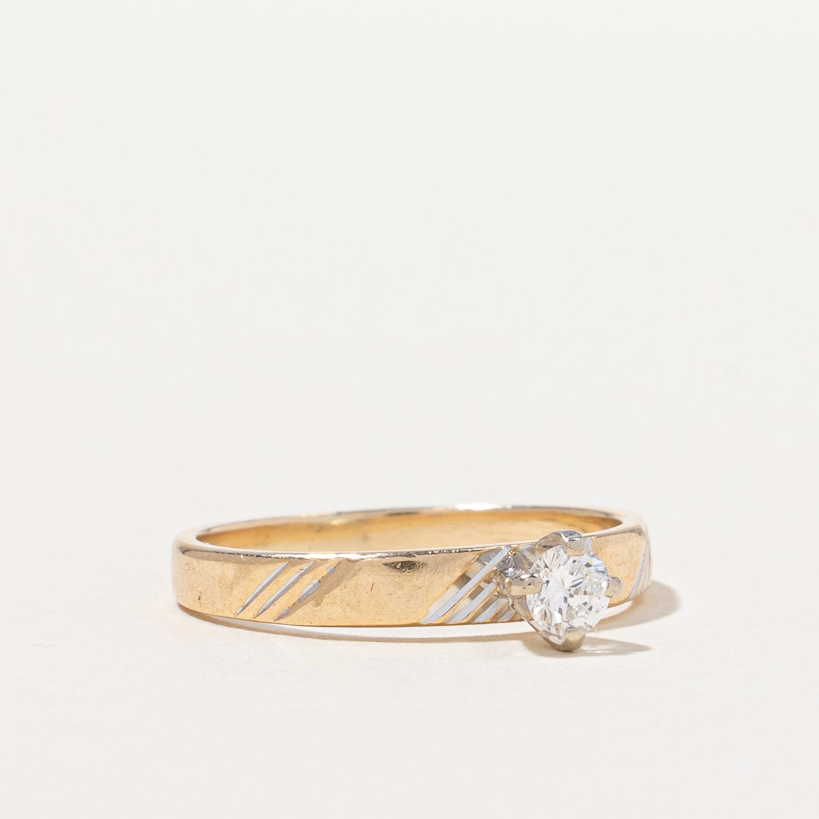 High Set Diamond Ring | 0.13ct | SZ 4.75 |