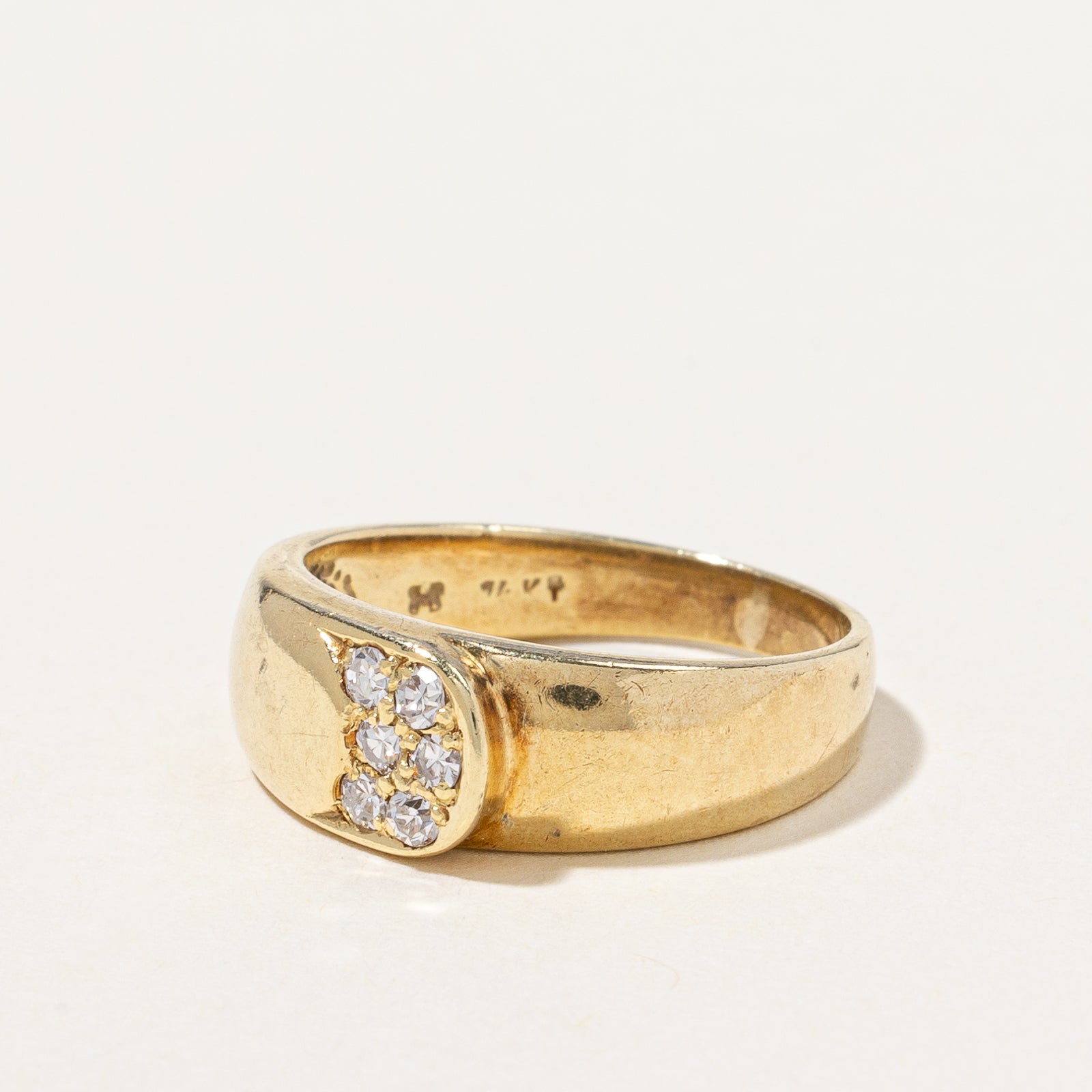 Pave Set Diamond Ring | 0.18ctw | SZ 5.5 |