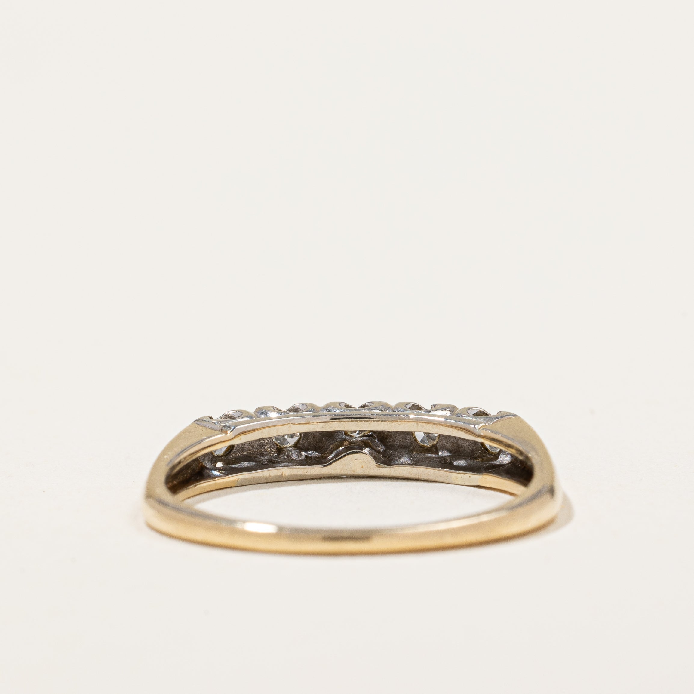 Diamond Ring | 0.09ctw | SZ 6 |