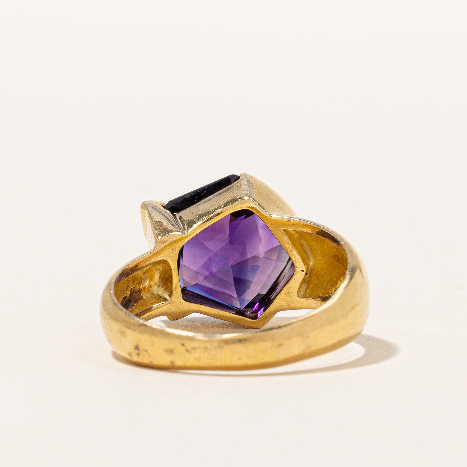 Vintage Amethyst & Diamond Cocktail Ring | 3.20ct, 0.10ctw | SZ 8 |