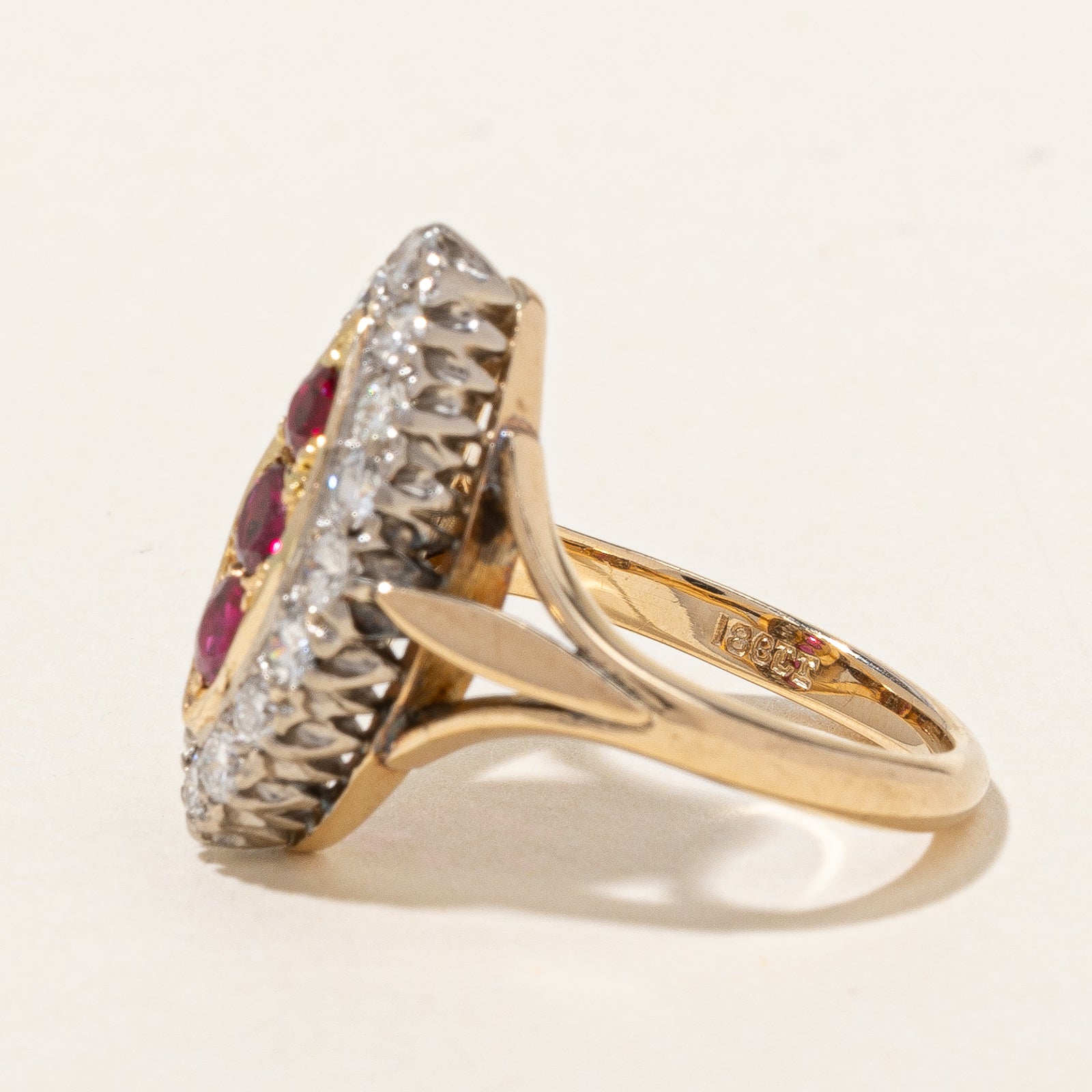 Bague Navette Vintage Diamant et Rubis | 0,96 ct, 0,33 ct | Taille 5,5 |