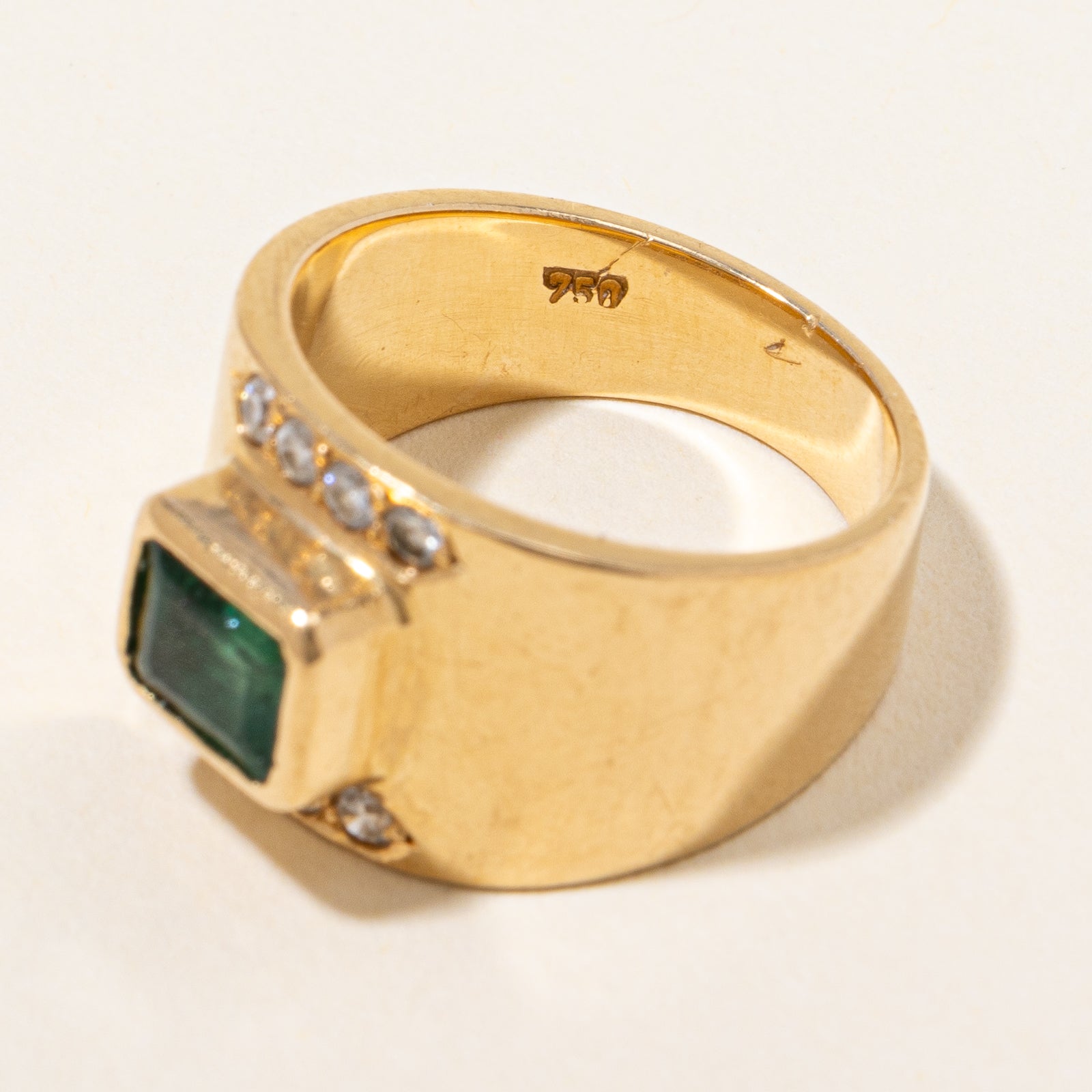 Vintage Bezel Set Emerald & Diamond Ring | 0.16ctw, 1.12ct | SZ 5 |