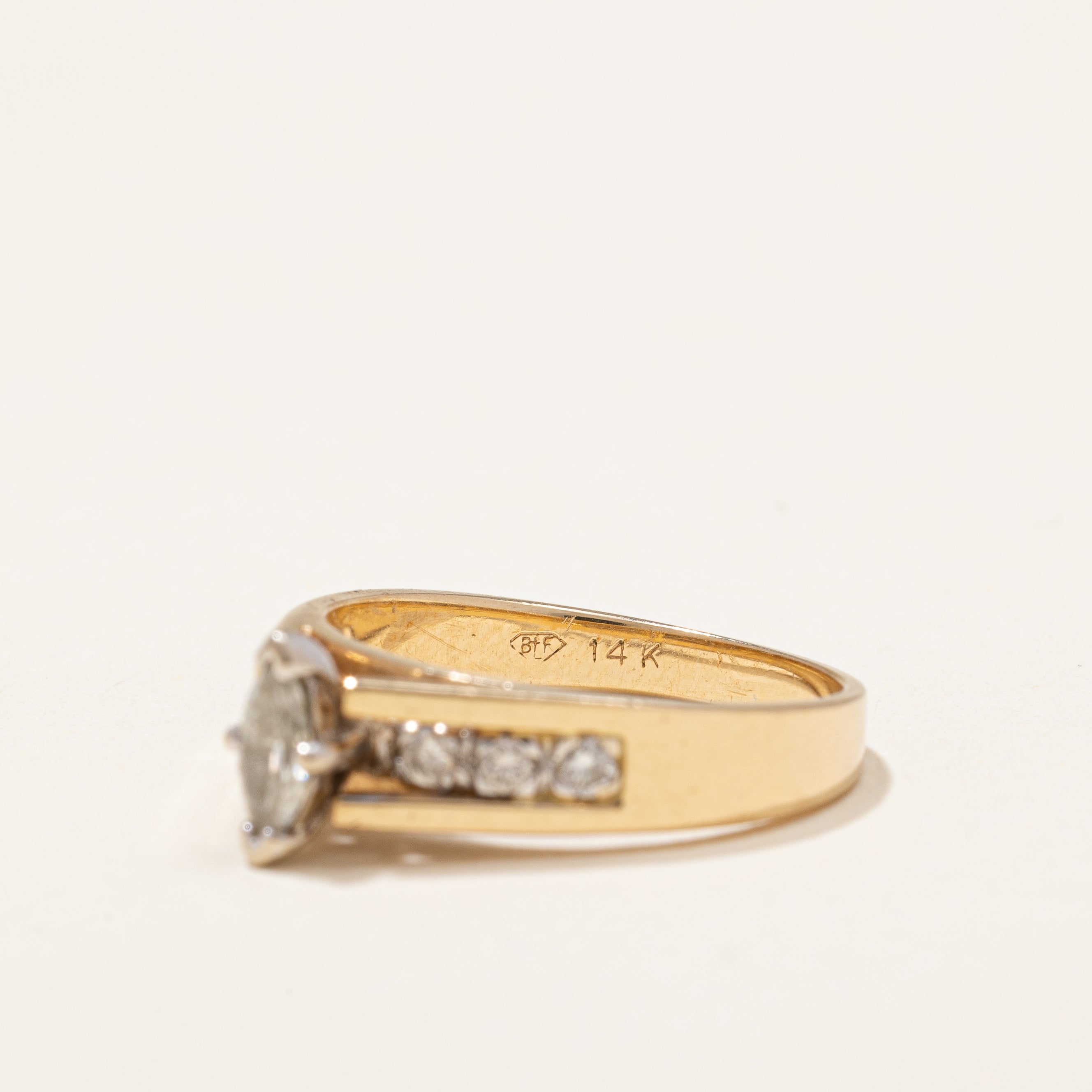 Bague solitaire en diamant marquise | 0,47 ct | Taille 5,75 |