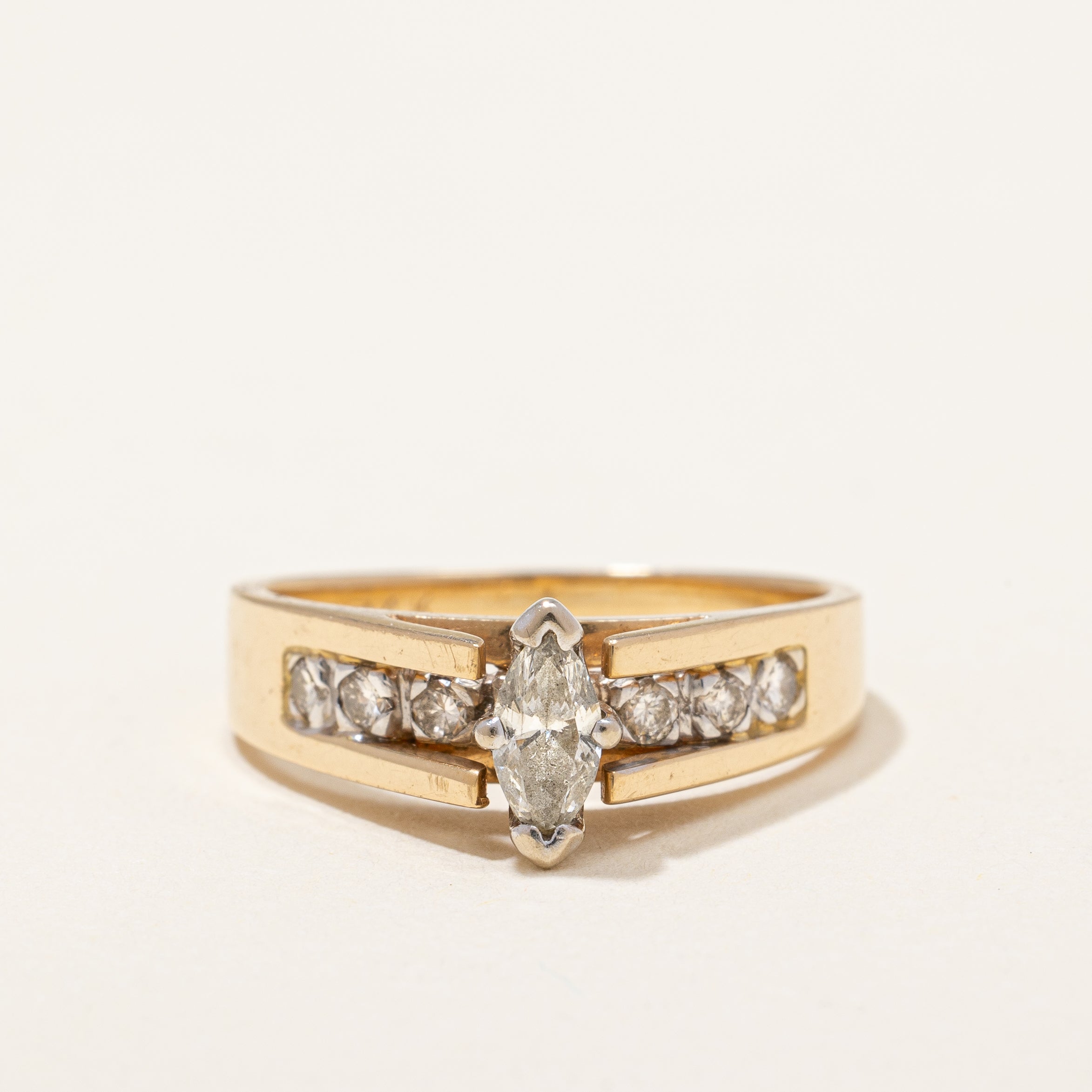 Bague solitaire en diamant marquise | 0,47 ct | Taille 5,75 |
