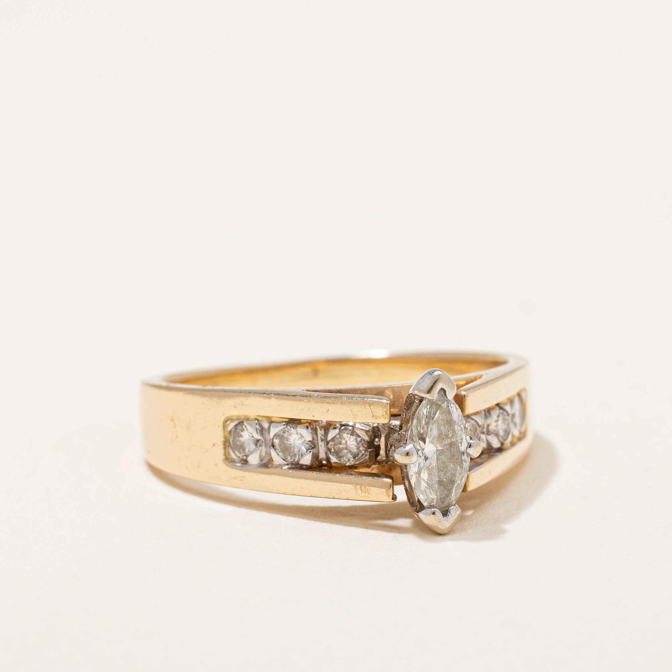 Bague solitaire en diamant marquise | 0,47 ct | Taille 5,75 |