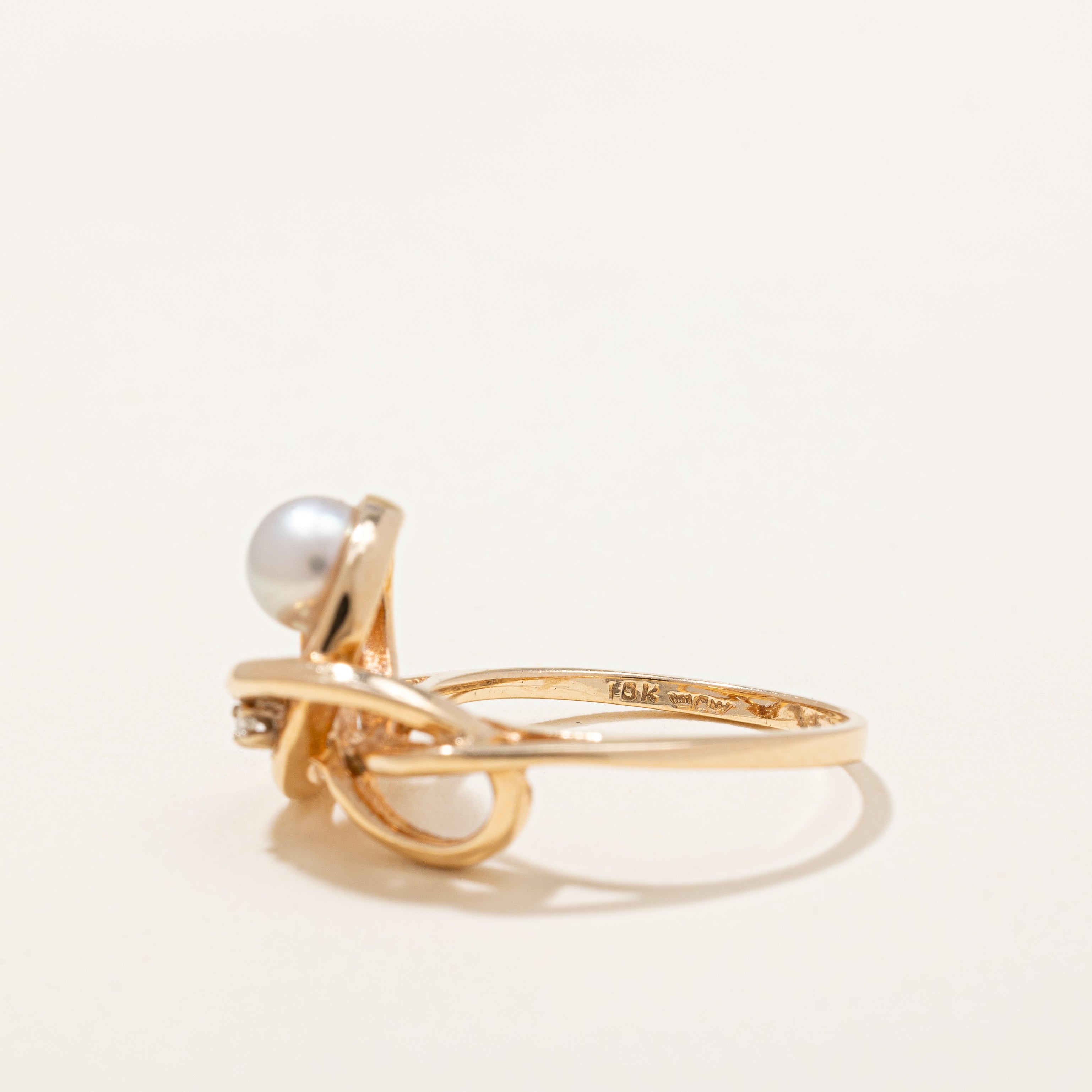 Free Form Pearl & Diamond Ring | 0.01 ctw | SZ 6.5|