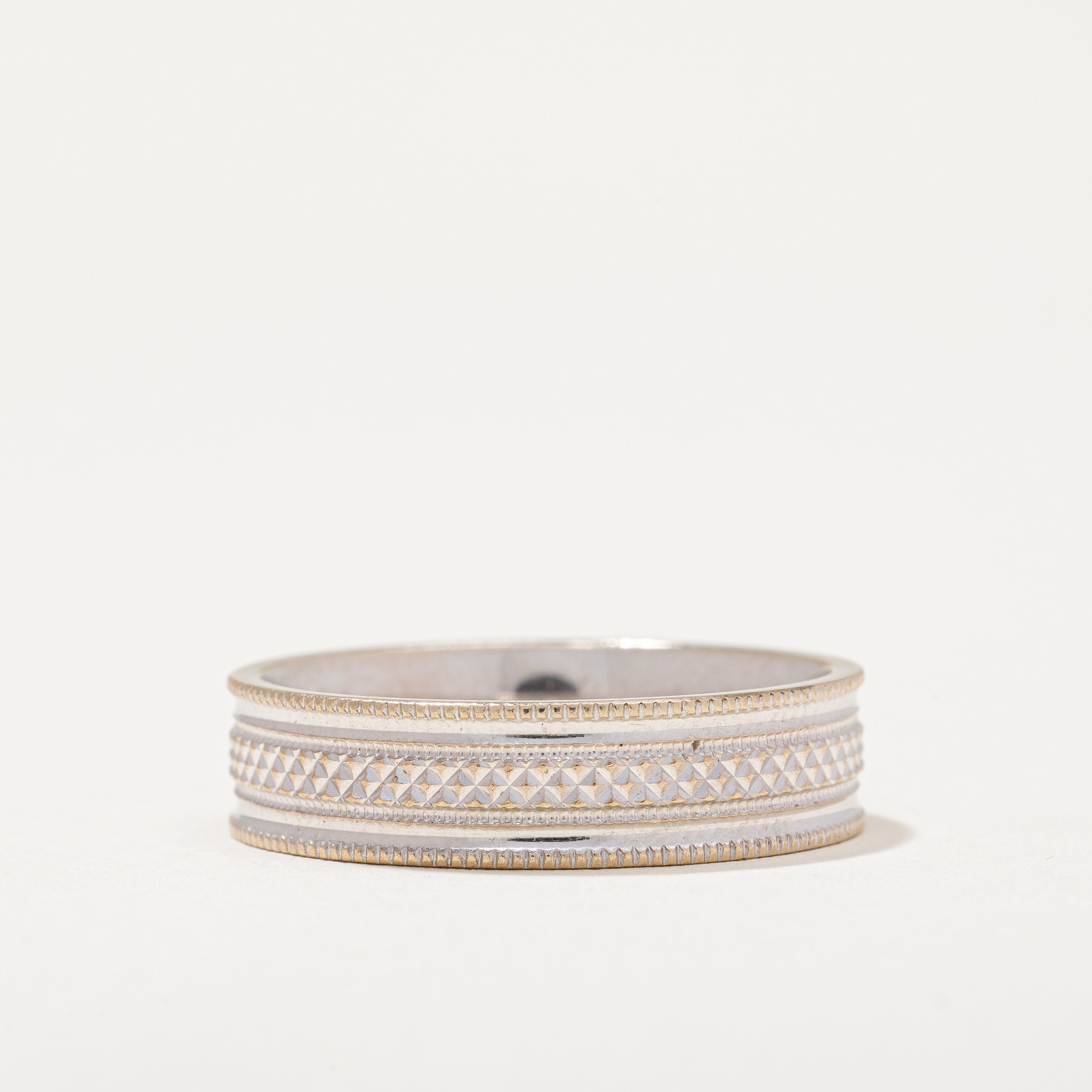 Diamond Cut Textured Band | SZ 10.5 |