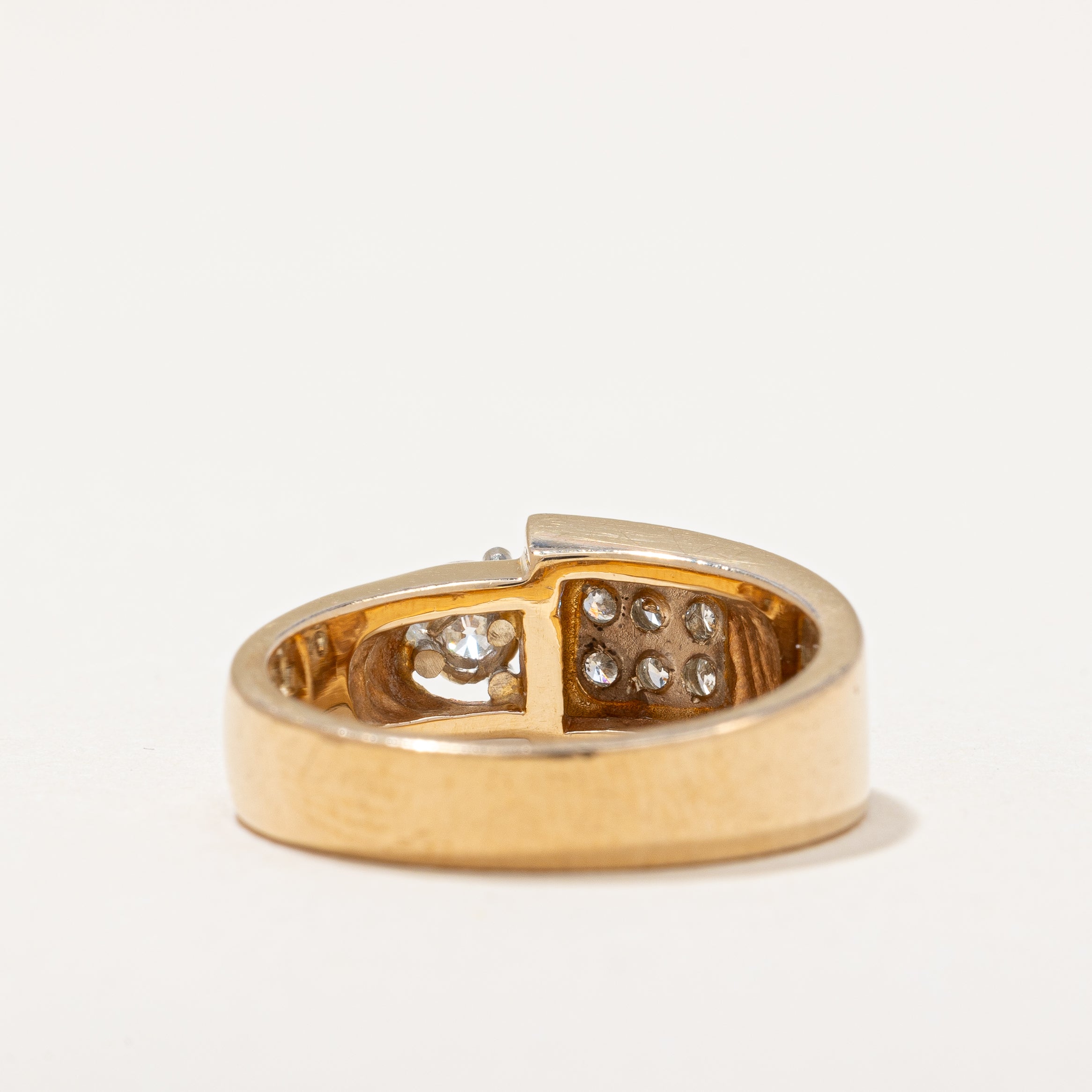 Pavé Accented Cocktail Ring | 0.29 ctw | SZ 6 |
