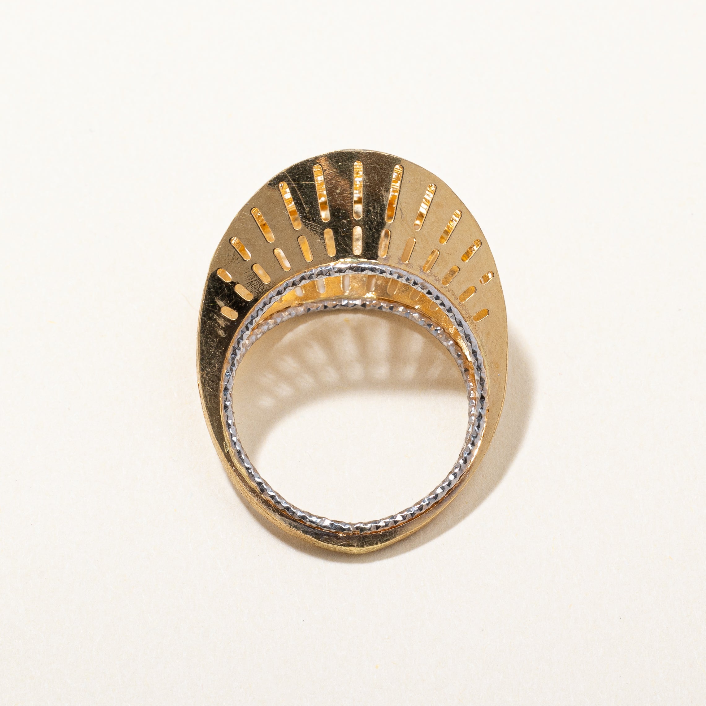 Bague bicolore à forme géométrique creuse | Taille 8 |