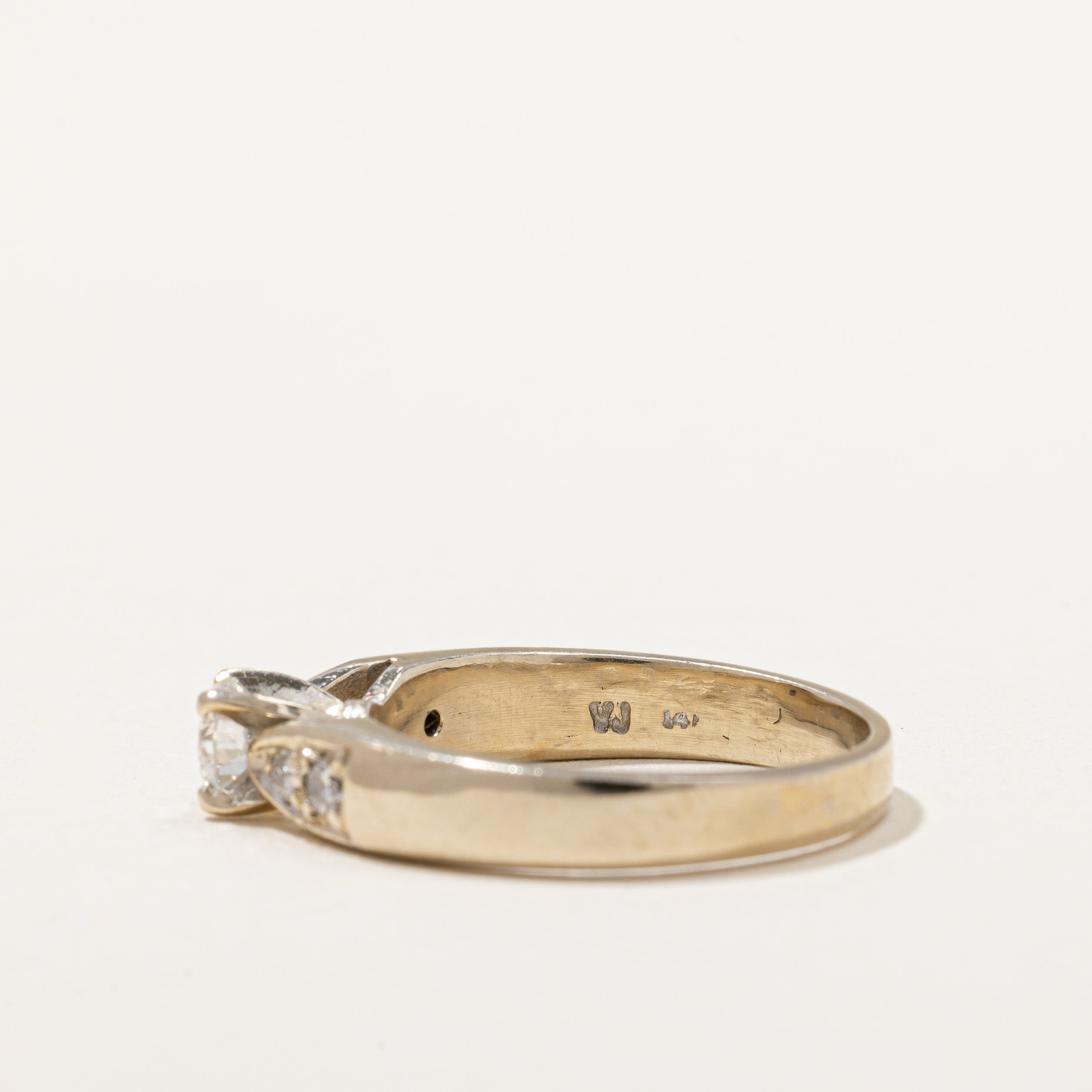 Tapered Side Stone Engagement Ring | 0.37 ctw | SZ 6 |