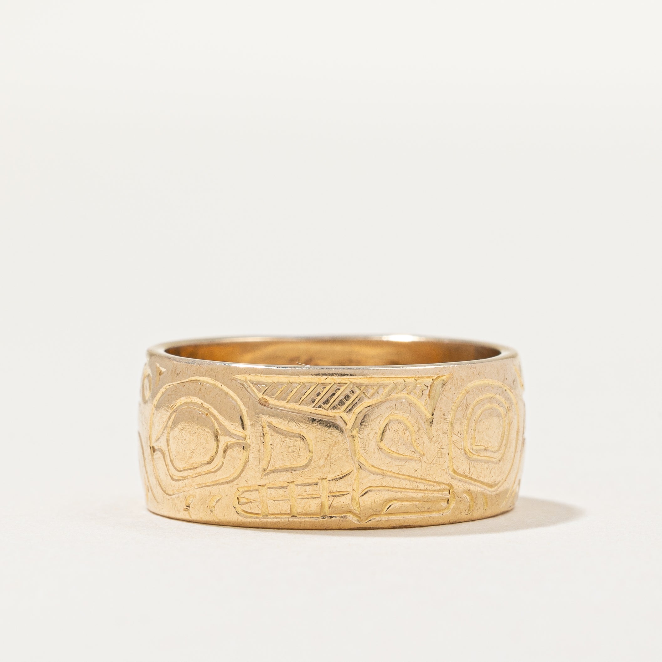 Hand Carved Indigenous Animal Art Band | SZ 7 |