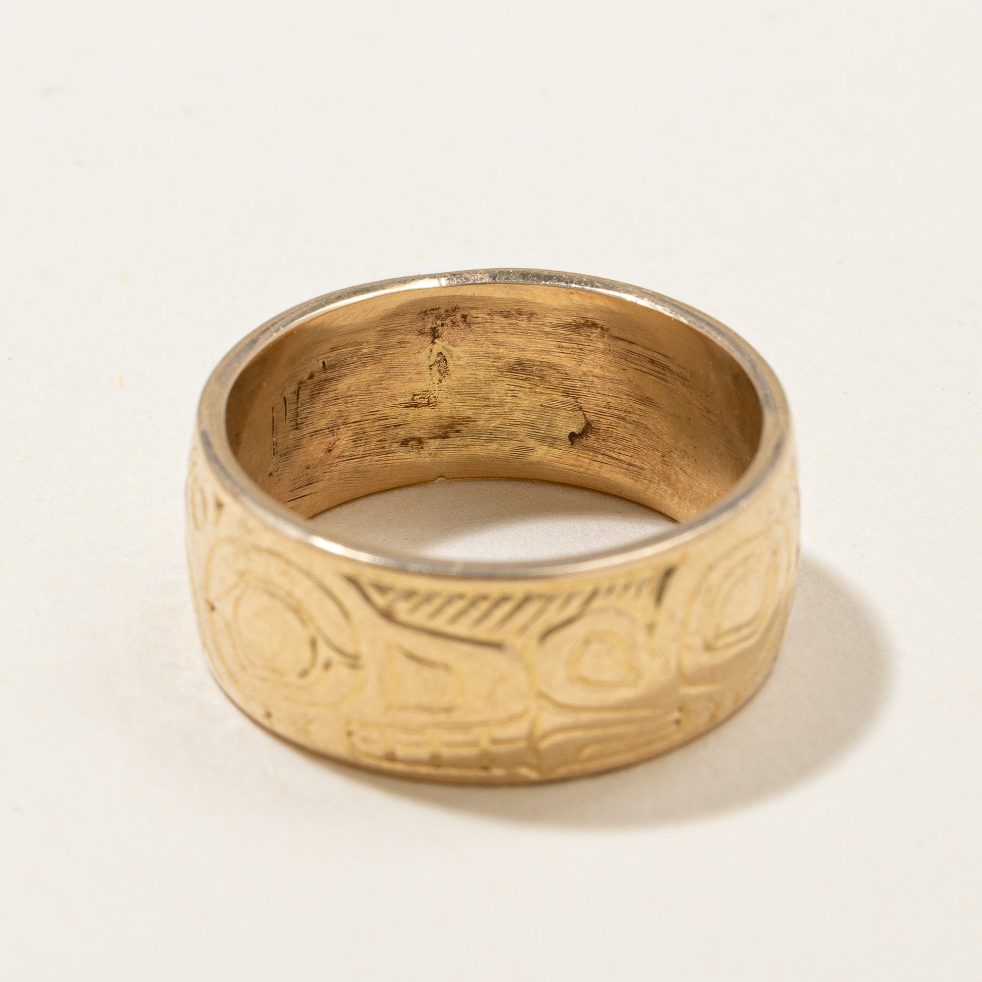 Hand Carved Indigenous Animal Art Band | SZ 7 |