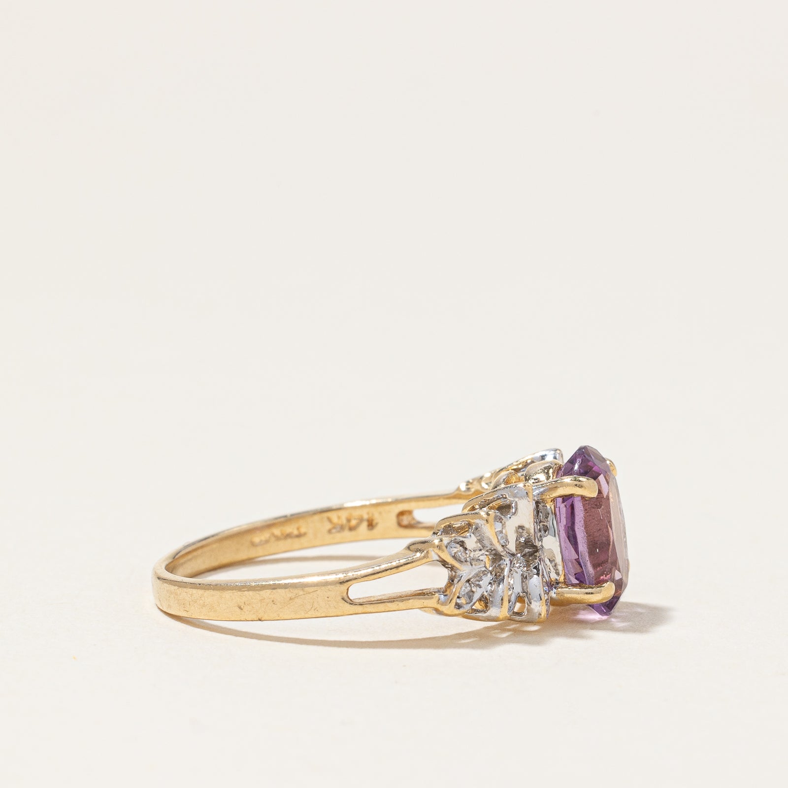 Amethyst & Diamond Ring | 1.25ct, 0.06ctw | SZ 5.25 |