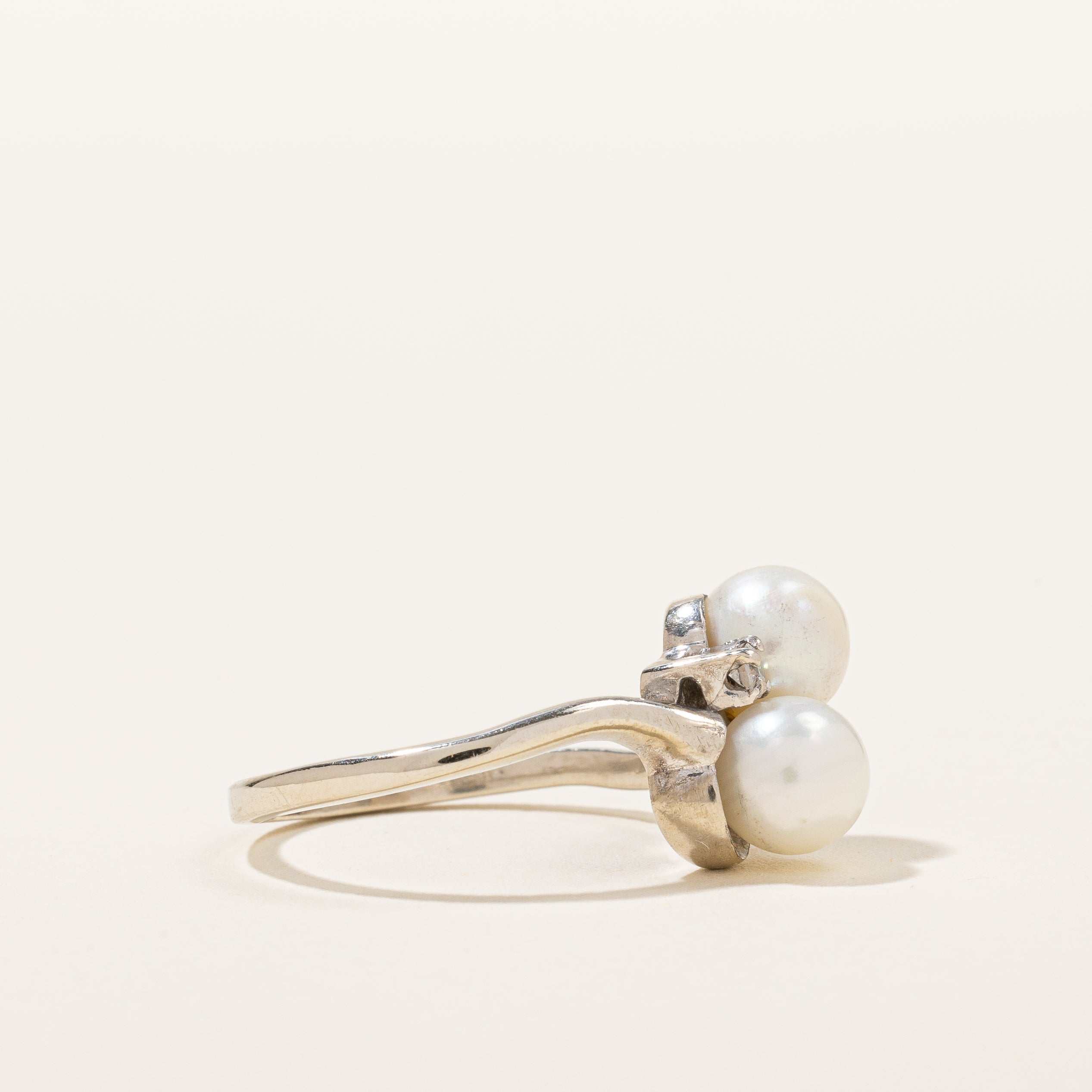 Pearl & Diamond Ring | 0.10ctw | SZ 7.75 |