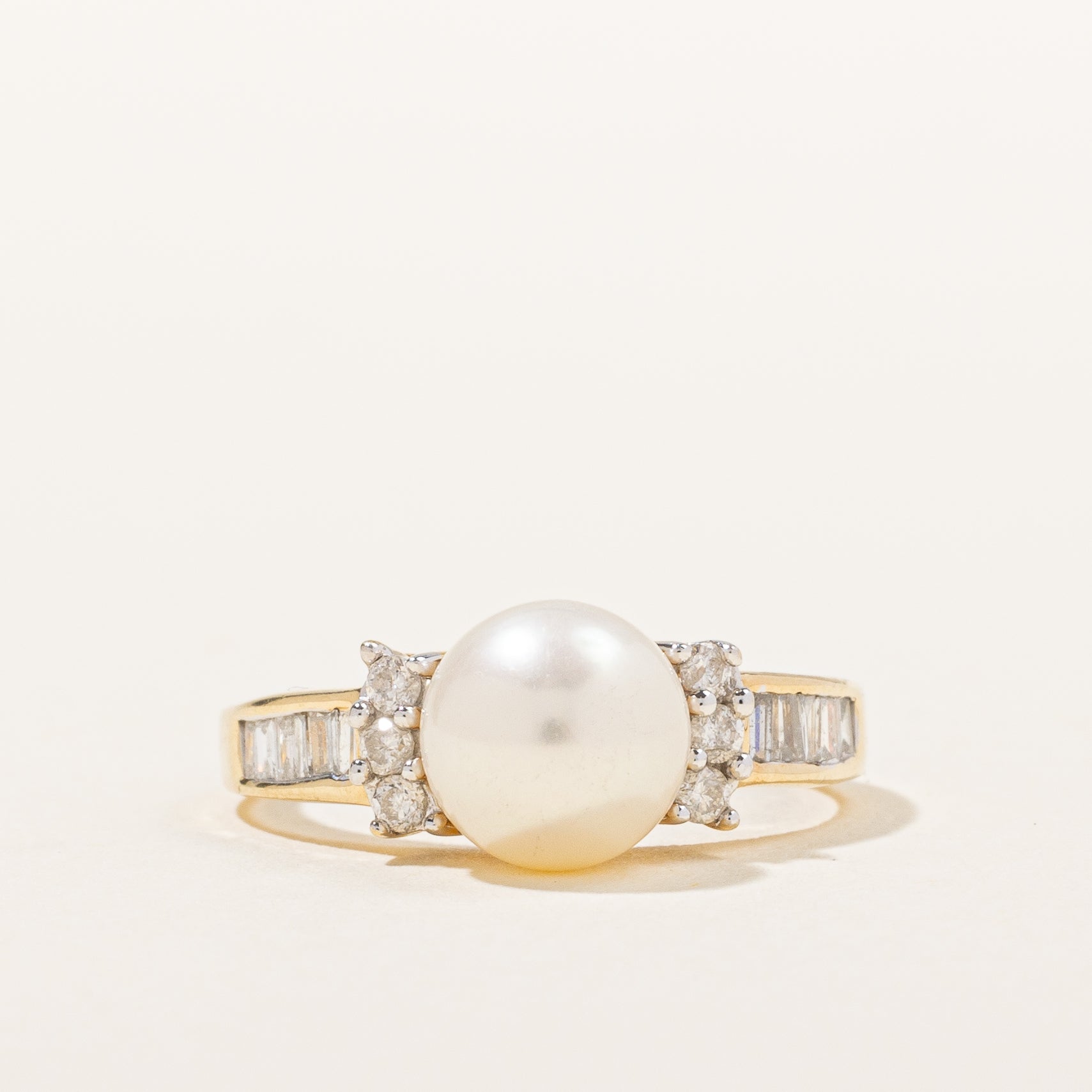 Pearl & Diamond Ring | 0.27ctw | SZ 5 |