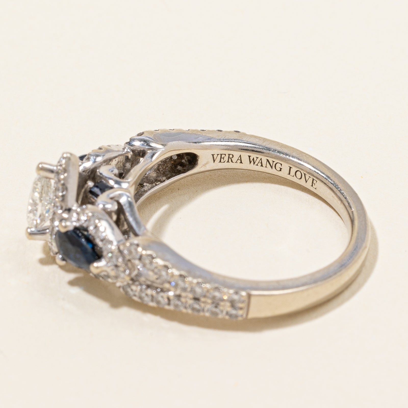 Bague de fiançailles halo diamant poire et saphir | 0,88 ct | 0,50 ct | Taille 6,5 |