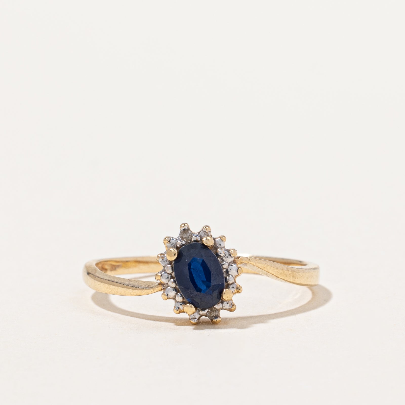 Sapphire & Diamond Ring | 0.36ct, 0.01ctw | SZ 8.5 |