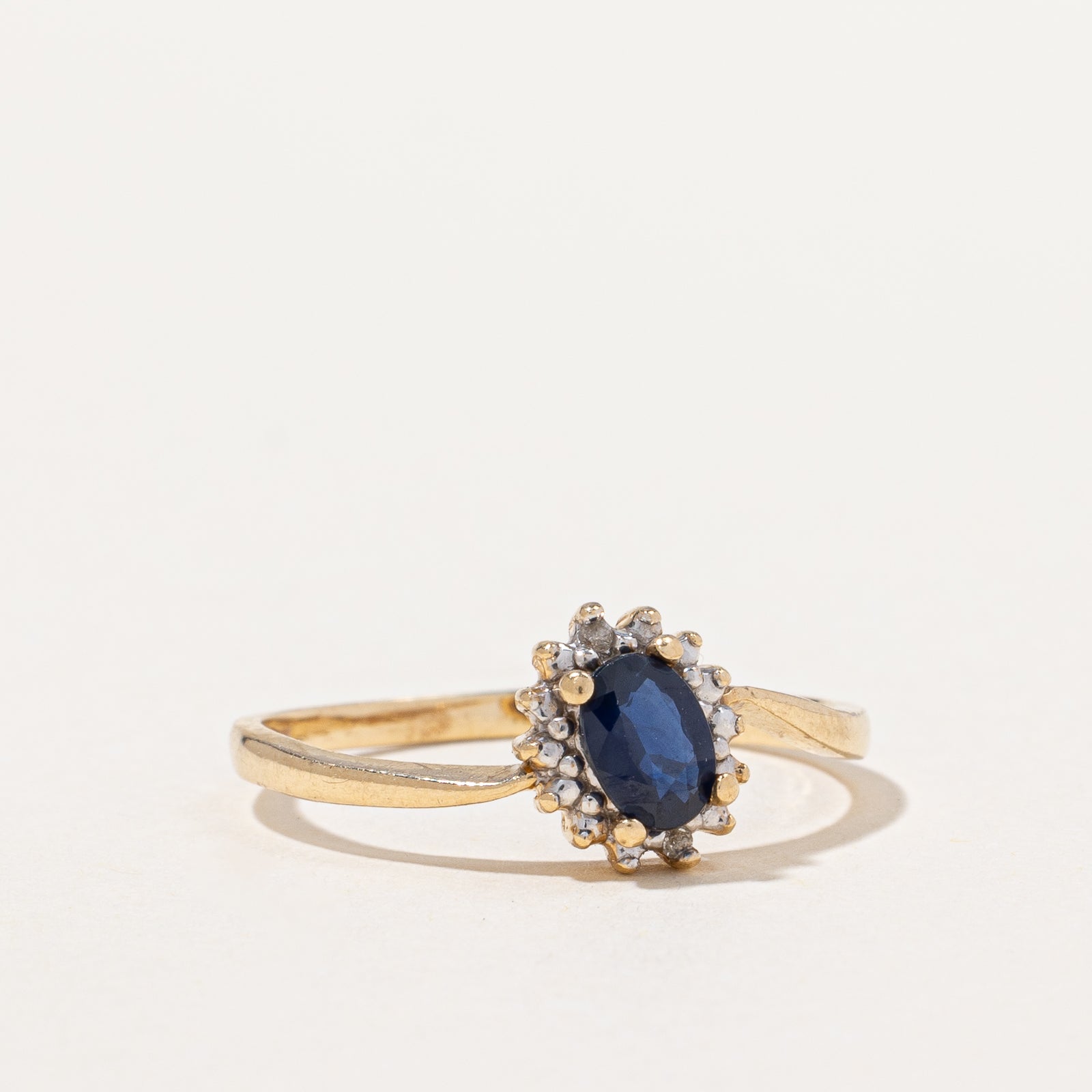 Sapphire & Diamond Ring | 0.36ct, 0.01ctw | SZ 8.5 |
