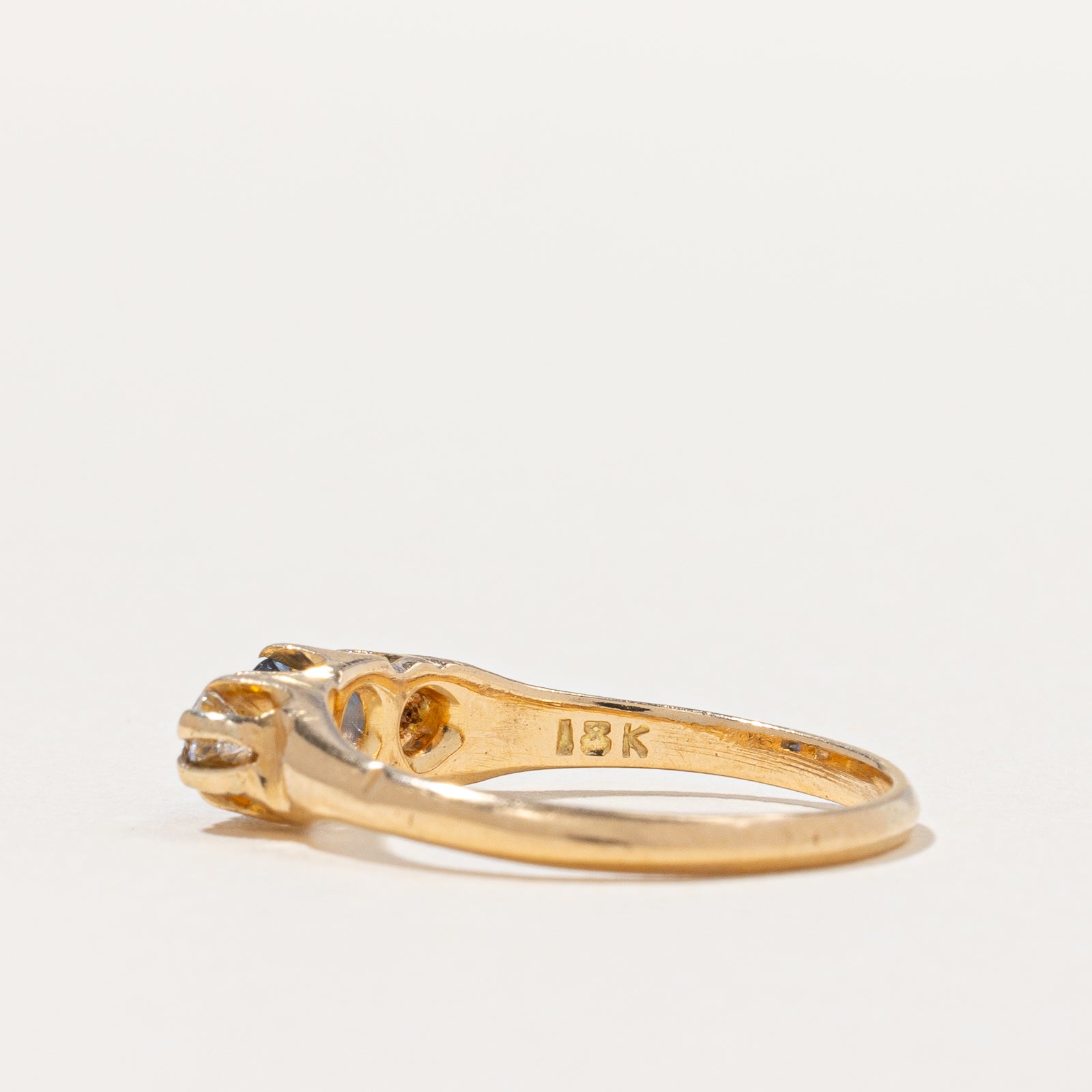 Diamond & Sapphire Ring | 0.36ctw, 0.20ct | SZ 5.75 |