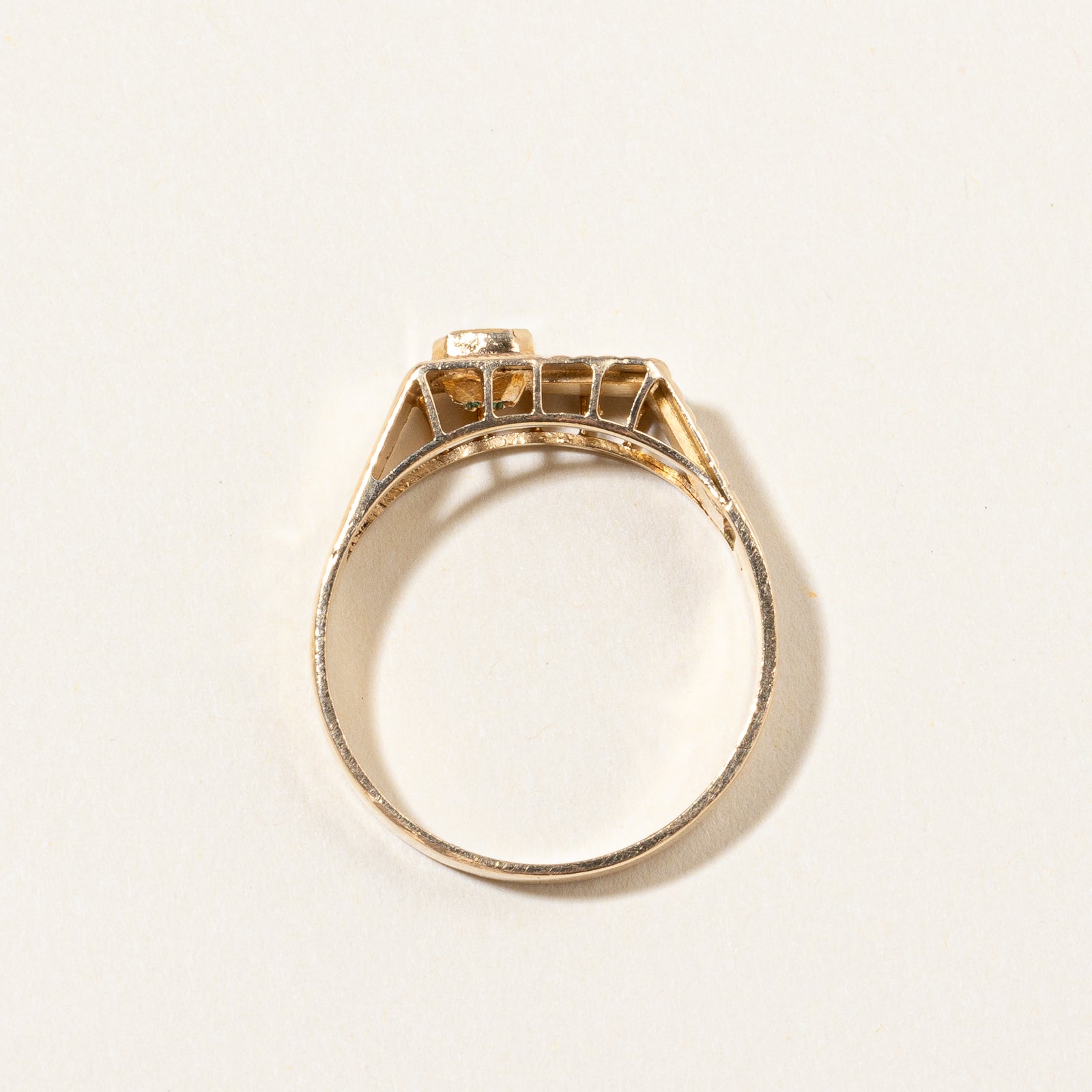 Emerald Ring | 0.26ct | SZ 10 |