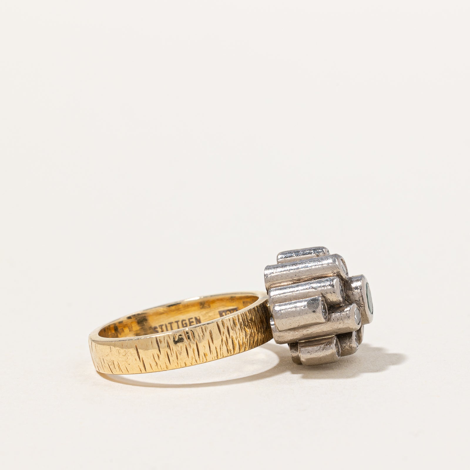 Stittgen' Diamond & Emerald Bezel Set Cocktail Ring | 0.16ctw, 0.15ct | SZ 6 |