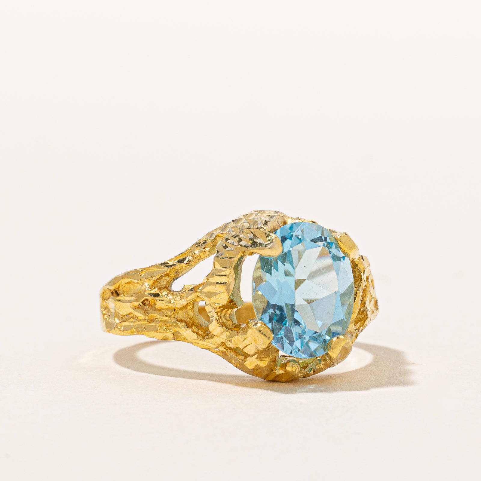 Vintage Blue Topaz Textured Cocktail Ring | 3.30ct | SZ 8 |