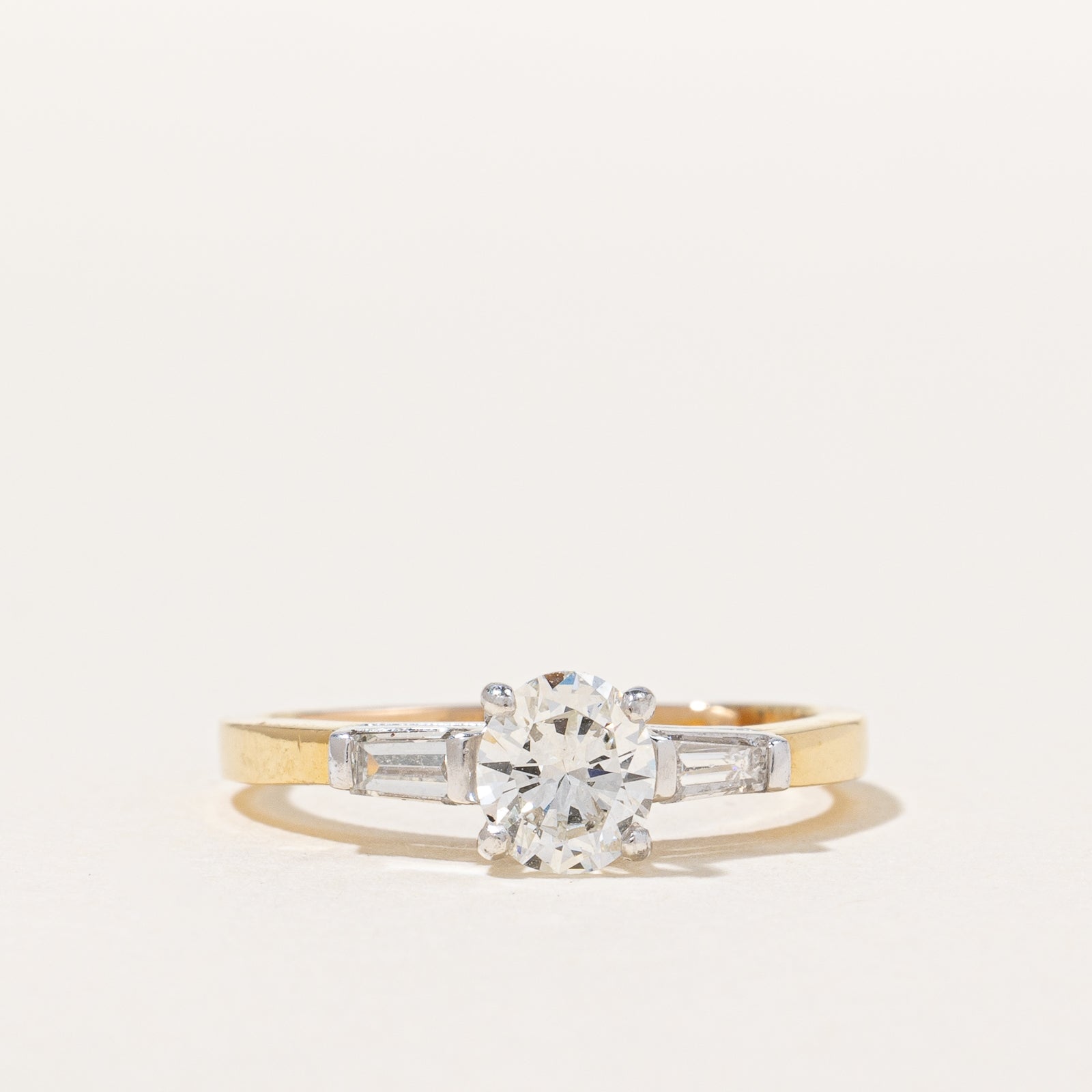 Vintage Colourless Diamond Engagement Ring | 0.66ctw | SZ 4.75 |