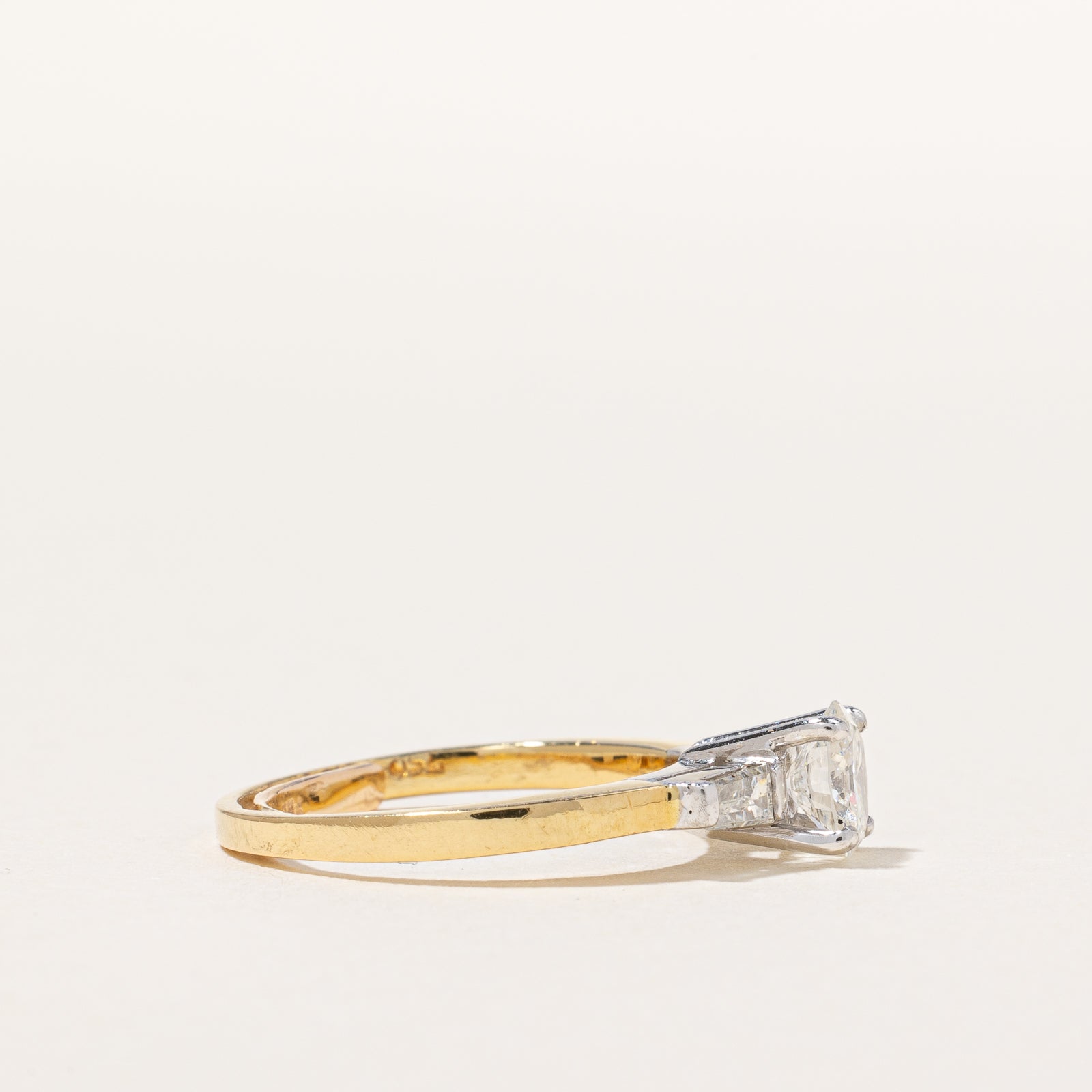 Vintage Colourless Diamond Engagement Ring | 0.66ctw | SZ 4.75 |