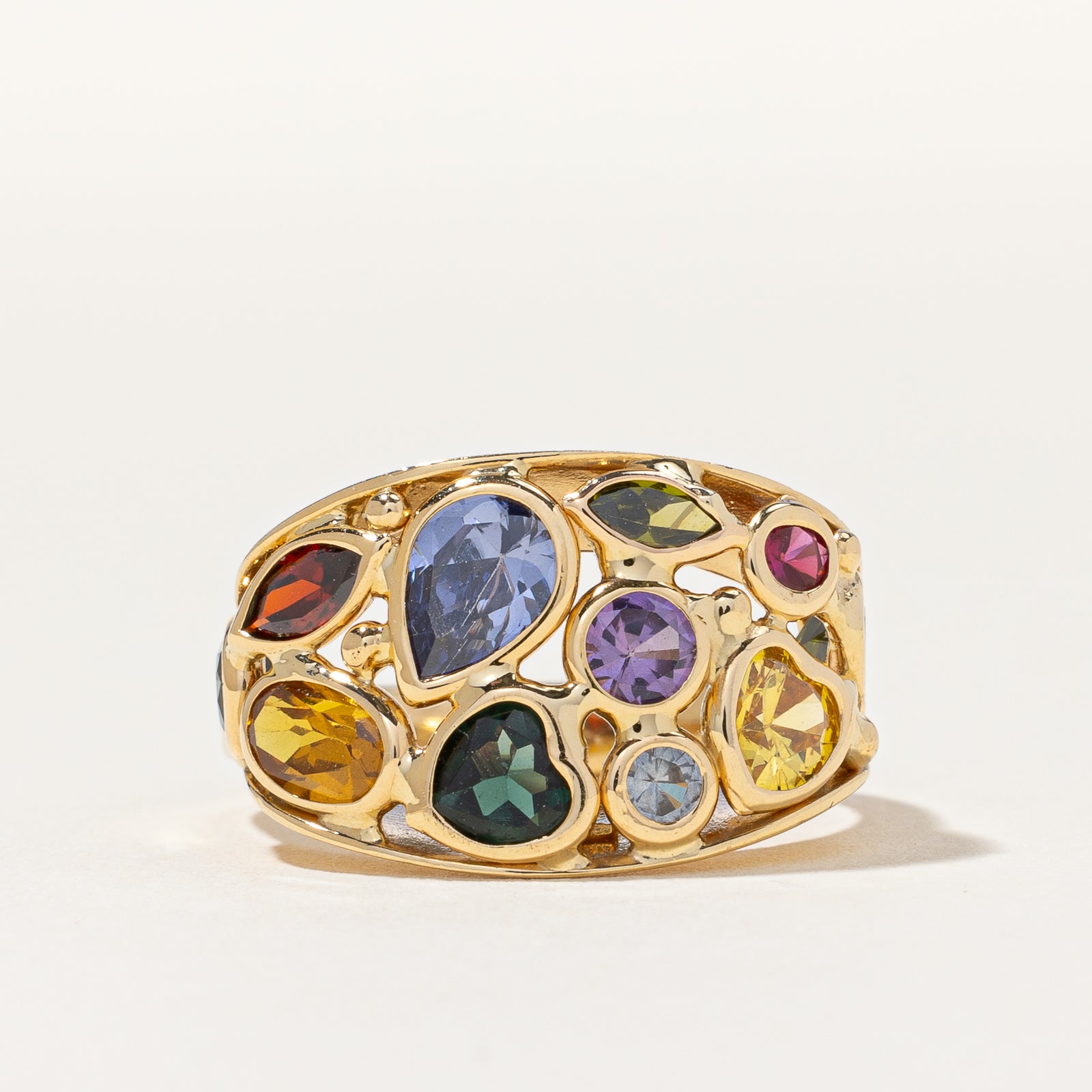 Bague en or jaune 18 carats sertie de plusieurs pierres précieuses | 2,60 carats au total | Taille 7