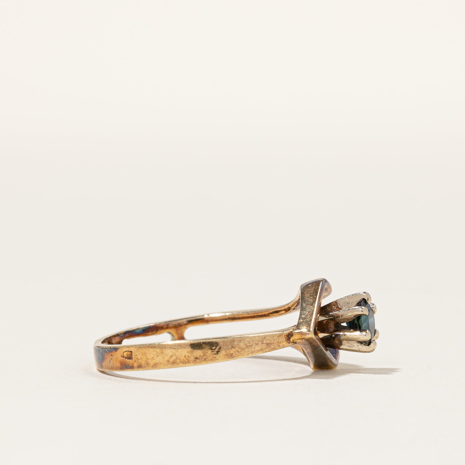 14k Yellow Gold Sapphire Ring | 0.24ct | SZ 5