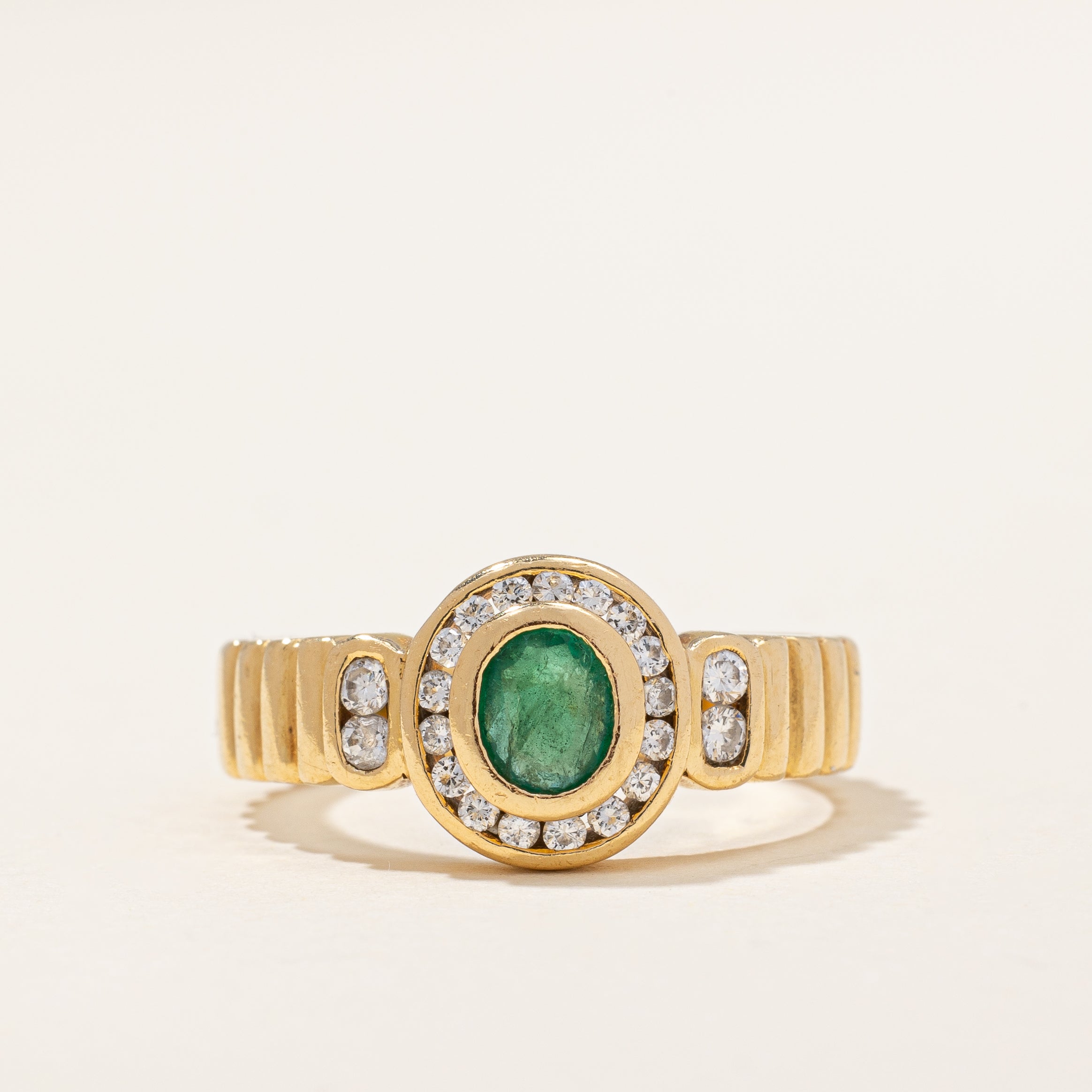 Emerald & Diamond Ring | 0.35ct, 0.20ctw | 6 |
