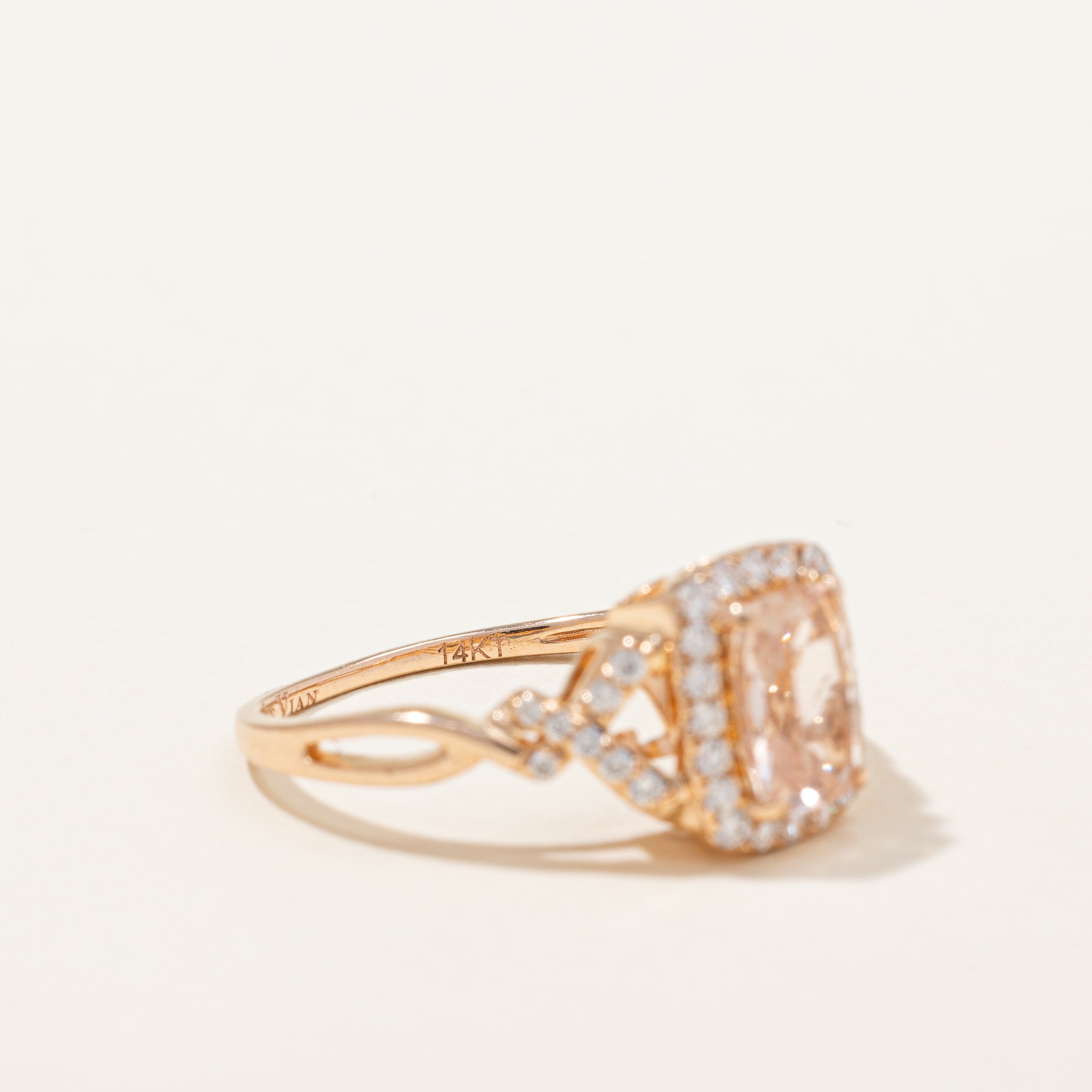Morganite & Diamond Cocktail Ring | 0.75ct, 0.25ctw | SZ 5.25 |