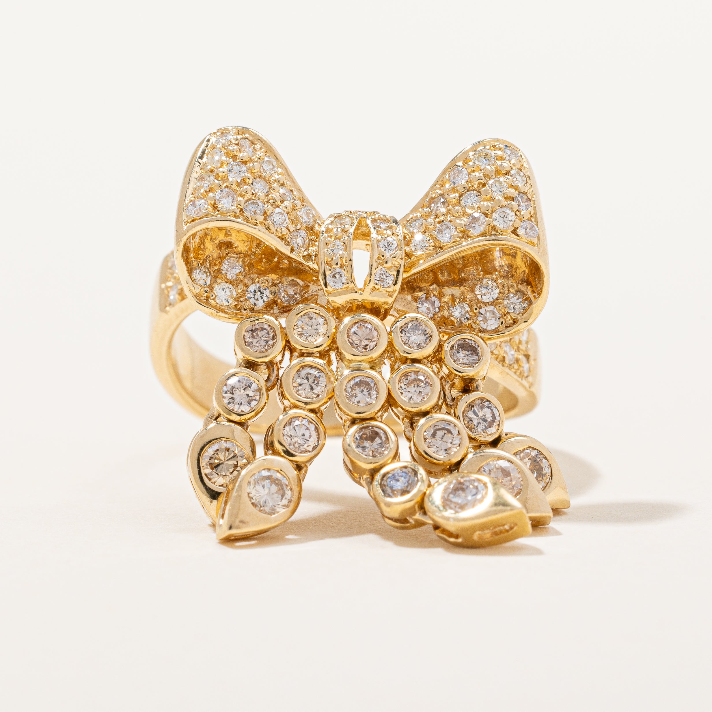Bague nœud papillon en diamant | 0,88 ct | Taille 6,5 |
