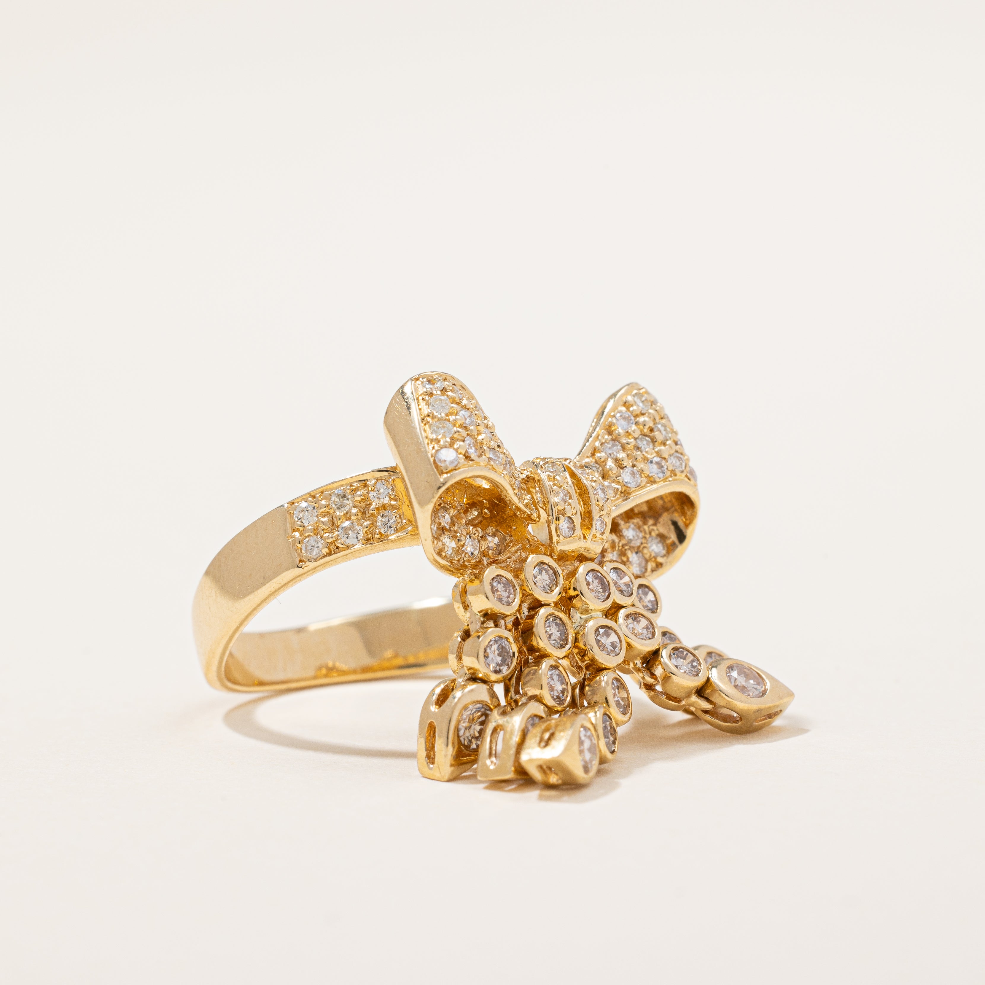 Bague nœud papillon en diamant | 0,88 ct | Taille 6,5 |