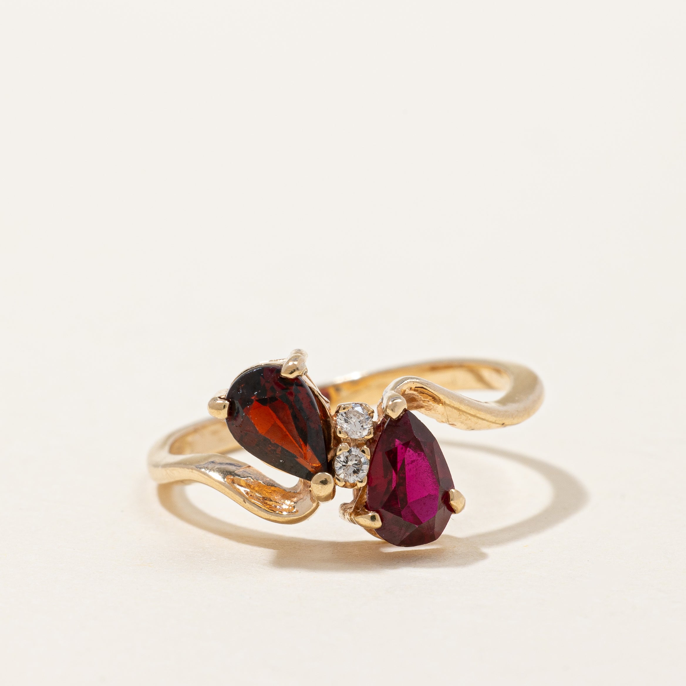 Bague multi-pierres sertie de plusieurs pierres | 0,83 ct | Taille 5 |
